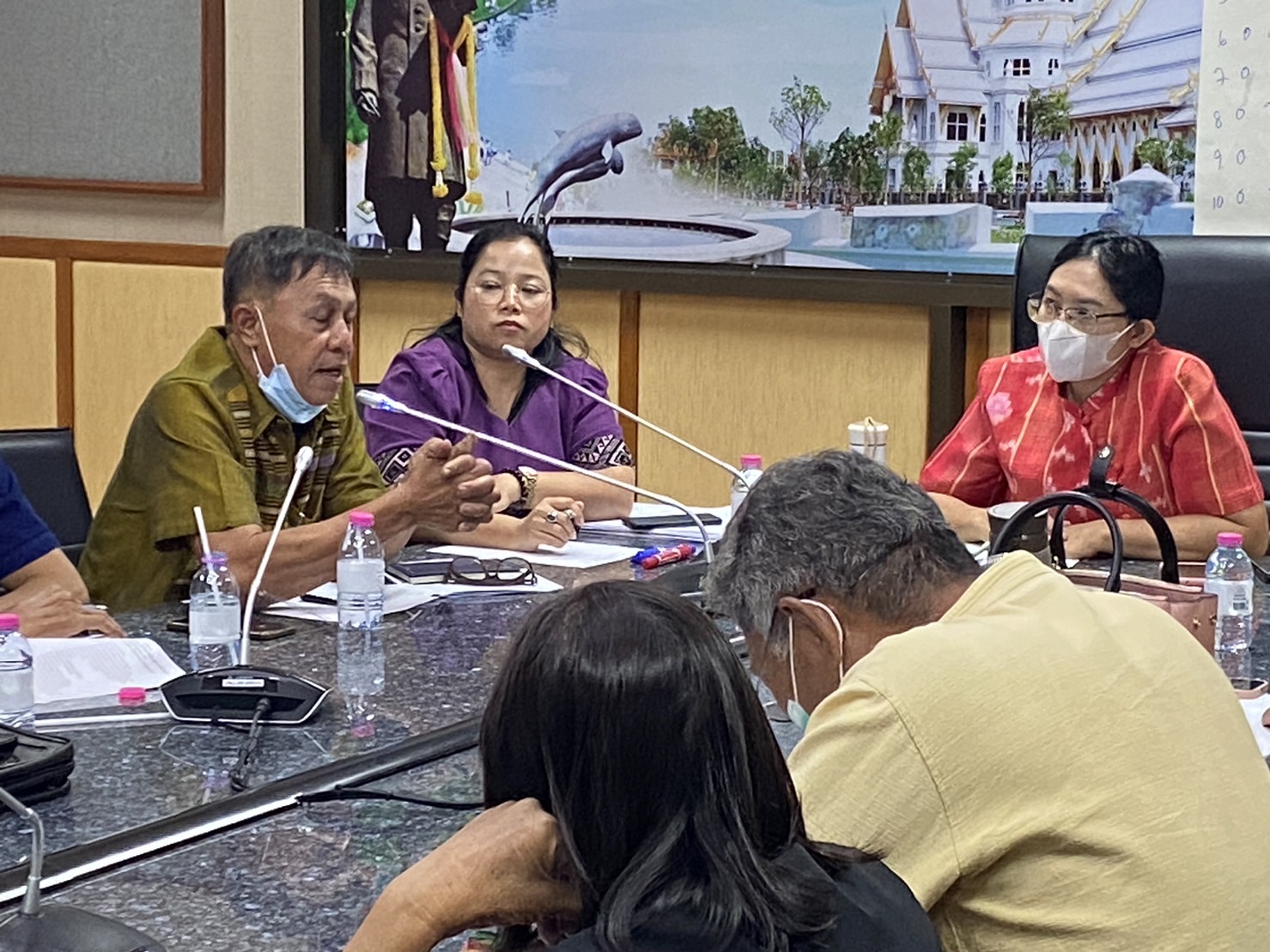 ?? พช. ฉะเชิงเทรา จัดประชุมคณะกรรมการชมรมผู้นำอาสาพัฒนาชุมชน (ผู้นำ อช.)