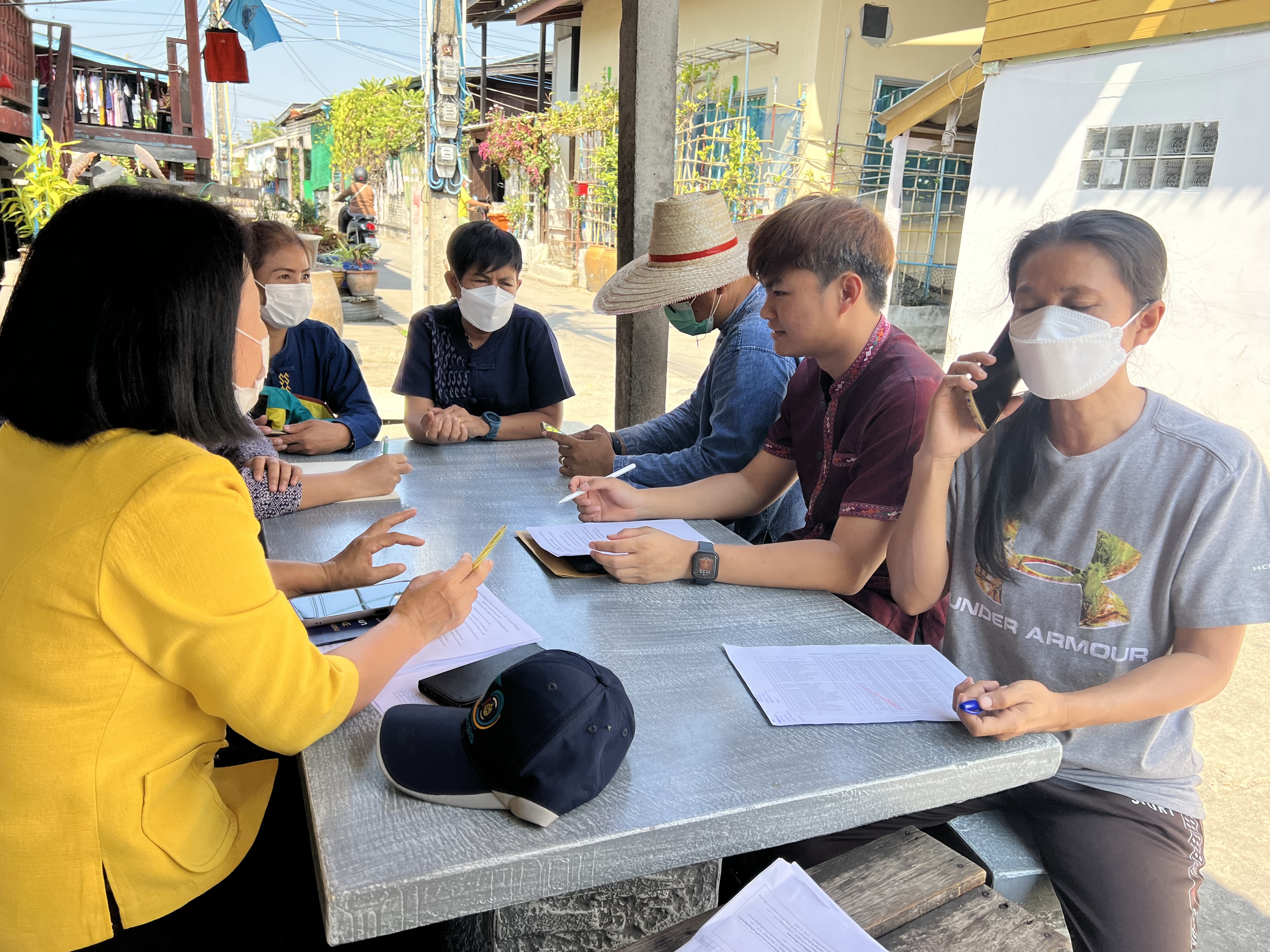 ??พช. ฉะเชิงเทรา เตรียมความพร้อมส่งมอบบ้าน GLO และติดตามการดำเนินงาน จปฐ.