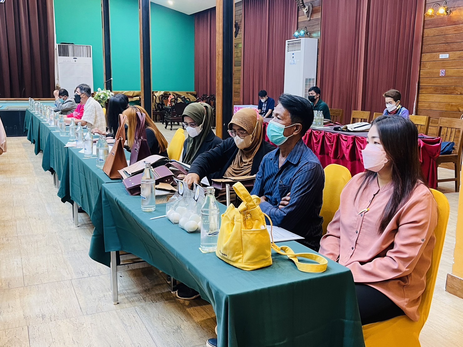 ??พช. ฉะเชิงเทรา ร่วมประชุม คณะกรรมการบริหารเครือข่ายองค์ความรู้ (Knowledge-Based OTOP : KBO)