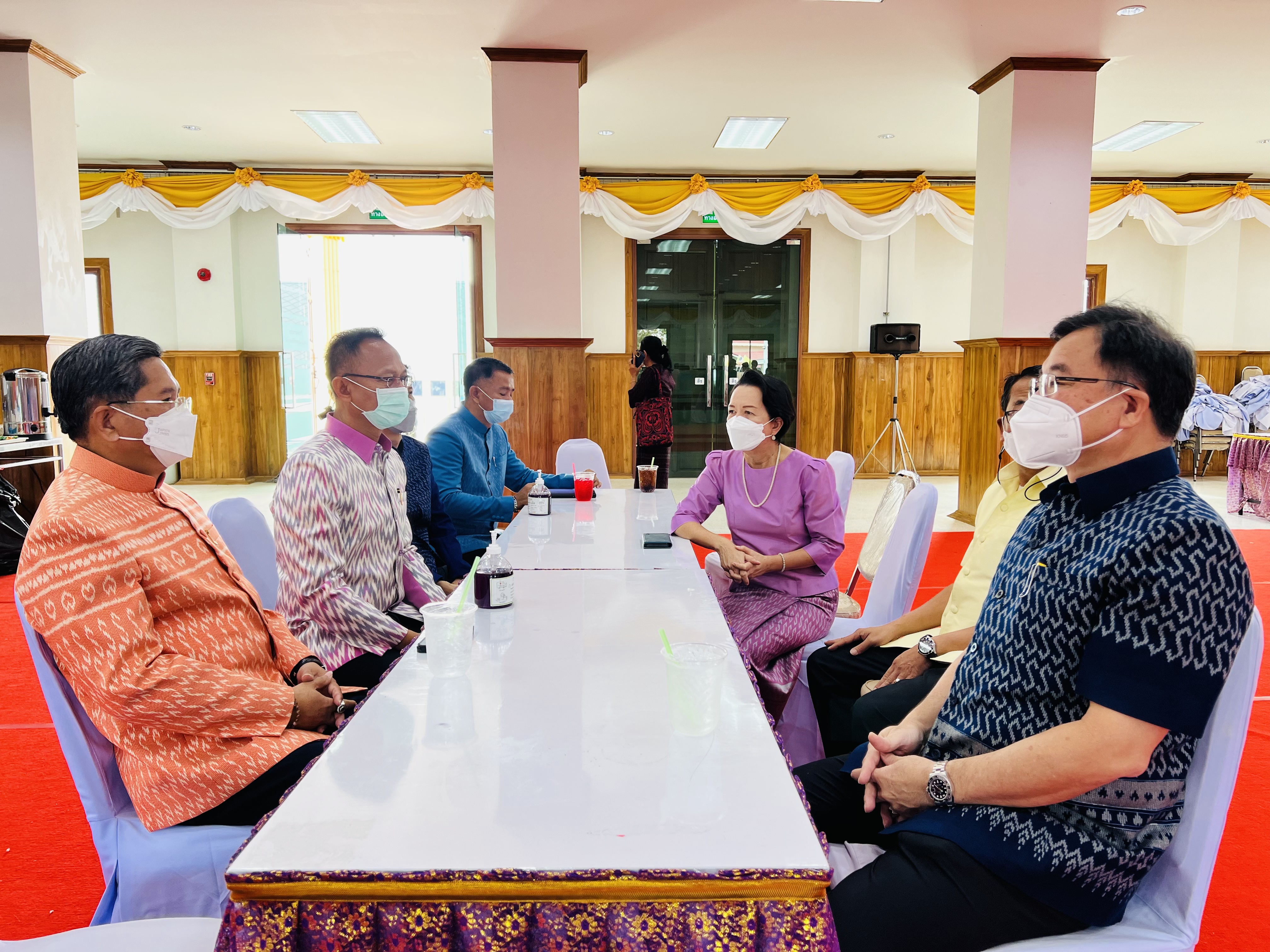 ??พช. ฉะเชิงเทรา ร่วมเป็นเจ้าภาพถวายปัจจัย ในพิธีบรรพชาอุปสมบท 99 รูป ถวายพระพรชัยมงคล แด่สมเด็จพระเจ้าลูกเธอ เจ้าฟ้าพัชรกิติยาภาฯ