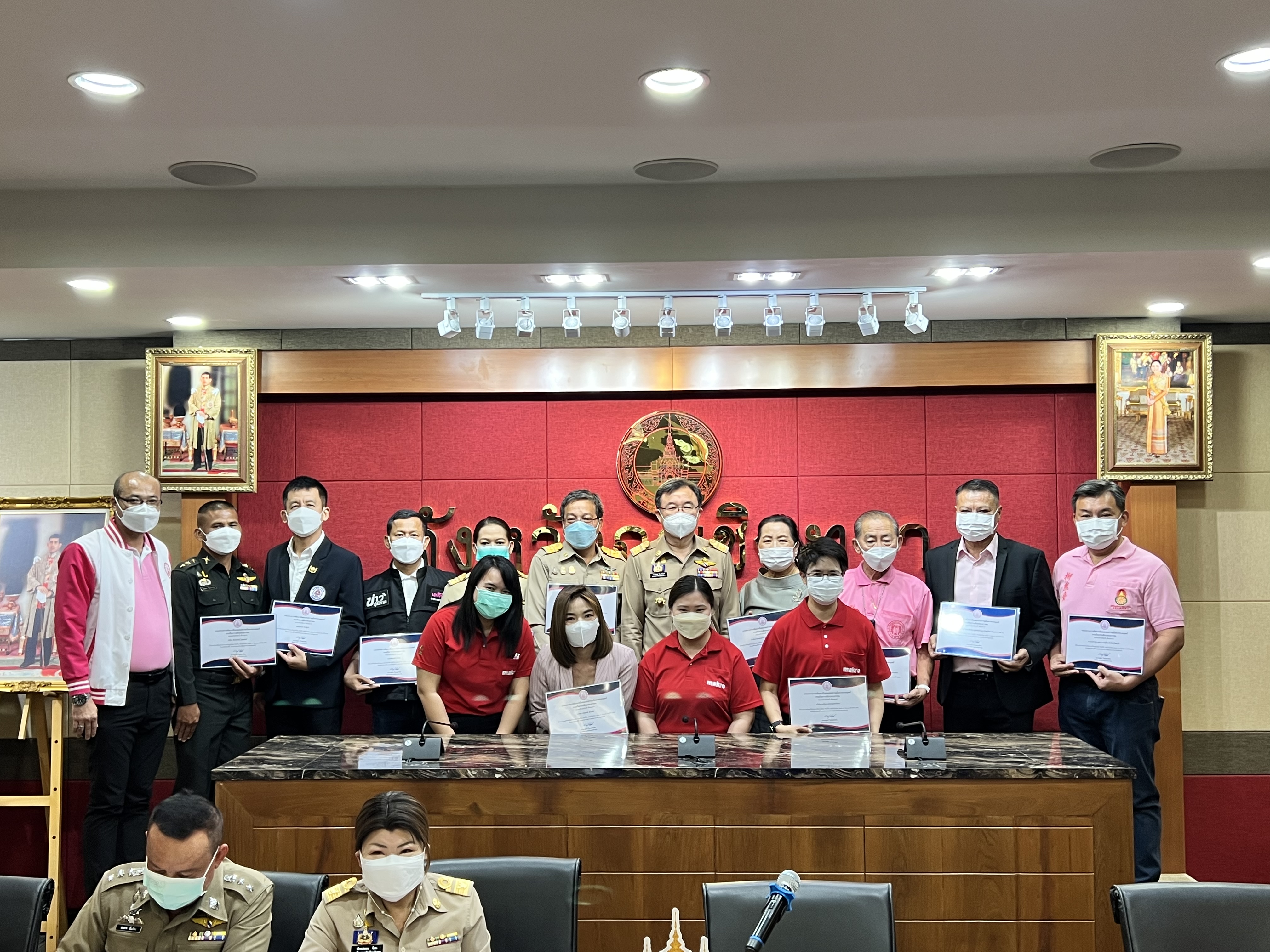 ??พช. แปดริ้วร่วมประชุมหัวหน้าส่วนจังหวัด – เชิดชูเกียรติ สารสนเทศตำบลต้นแบบ ตำบลท่าข้าม อำเภอบางปะกง