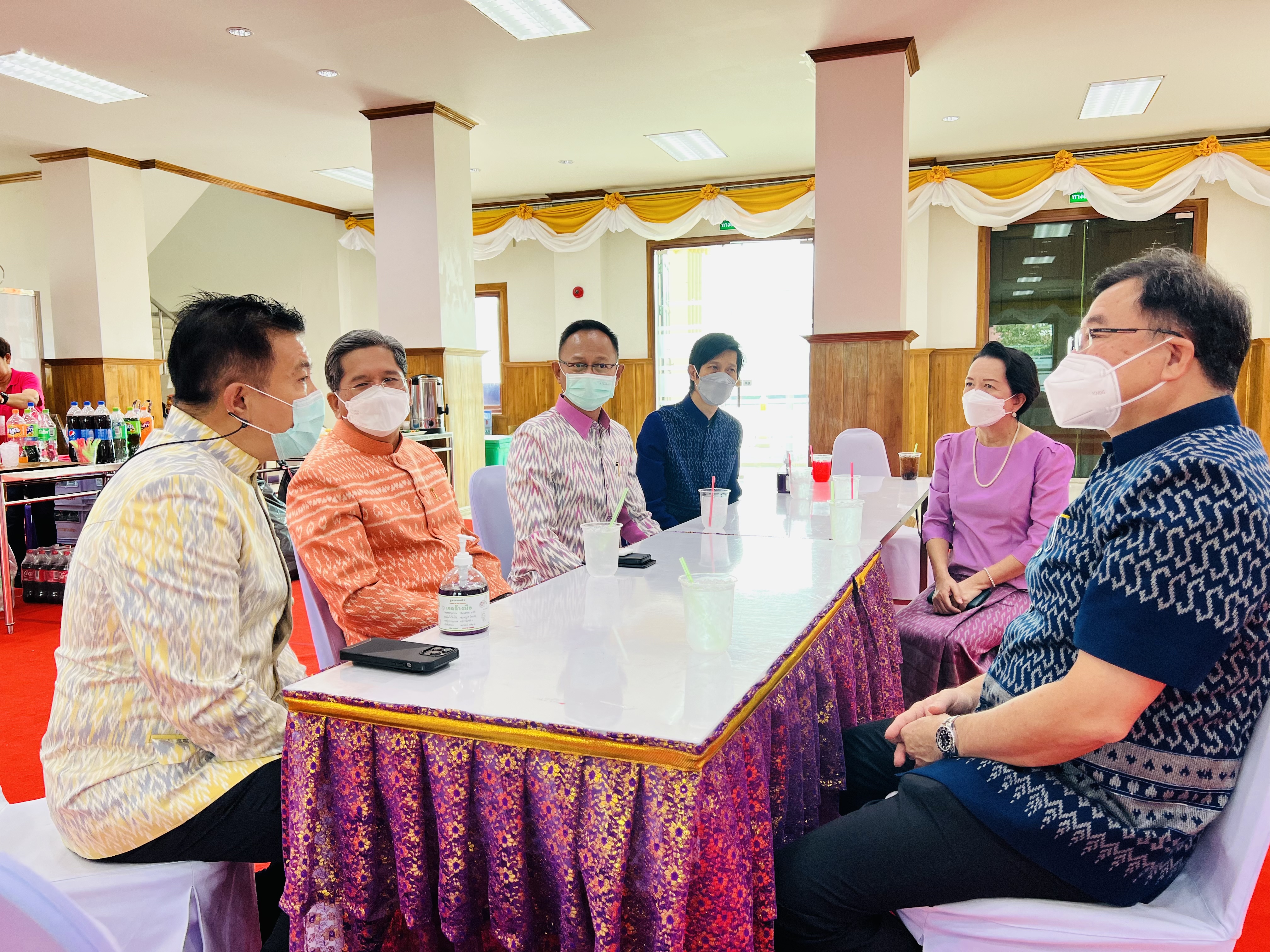 ??พช. ฉะเชิงเทรา ร่วมเป็นเจ้าภาพถวายปัจจัย ในพิธีบรรพชาอุปสมบท 99 รูป ถวายพระพรชัยมงคล แด่สมเด็จพระเจ้าลูกเธอ เจ้าฟ้าพัชรกิติยาภาฯ