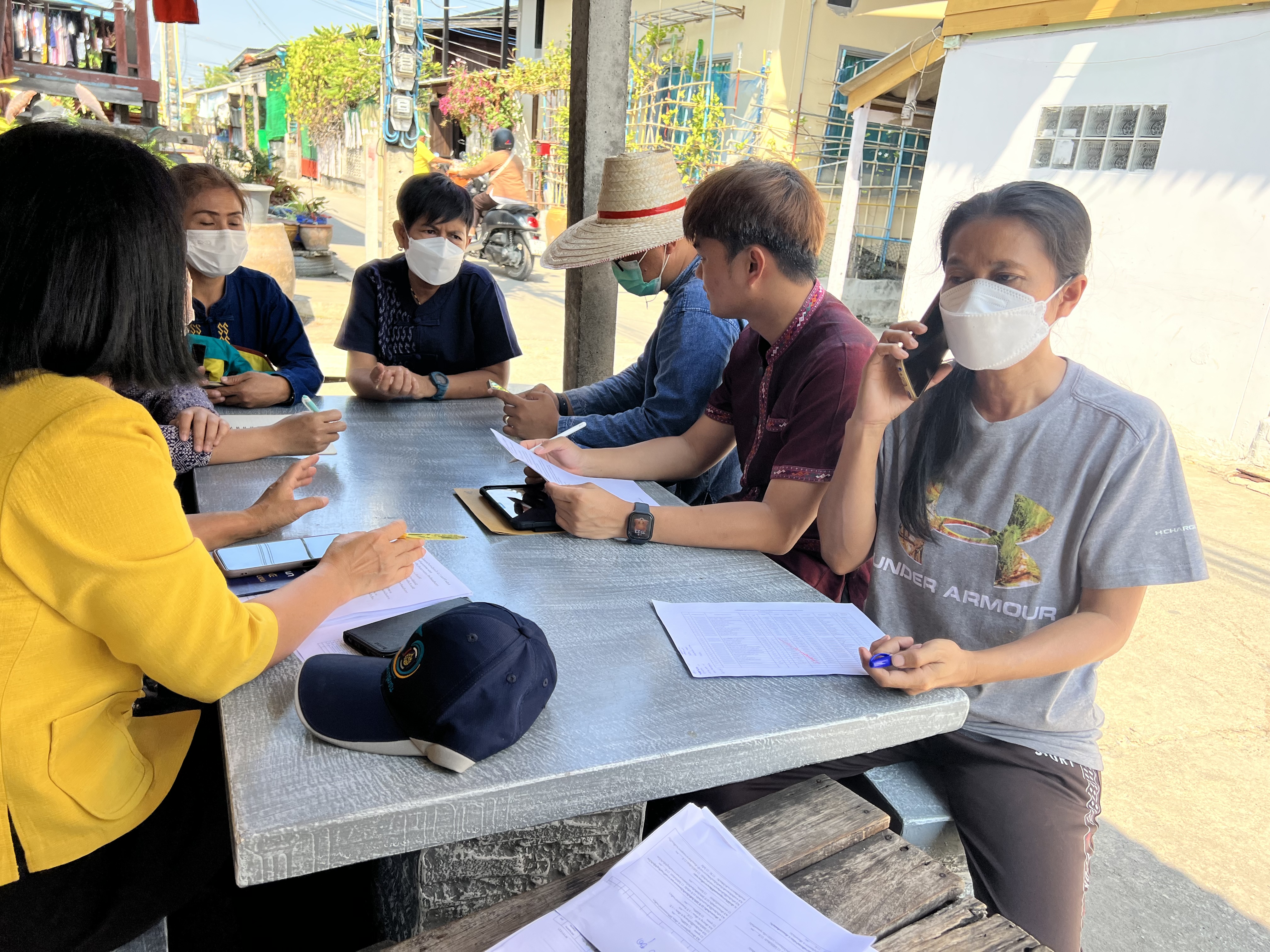 ??พช. ฉะเชิงเทรา เตรียมความพร้อมส่งมอบบ้าน GLO และติดตามการดำเนินงาน จปฐ.