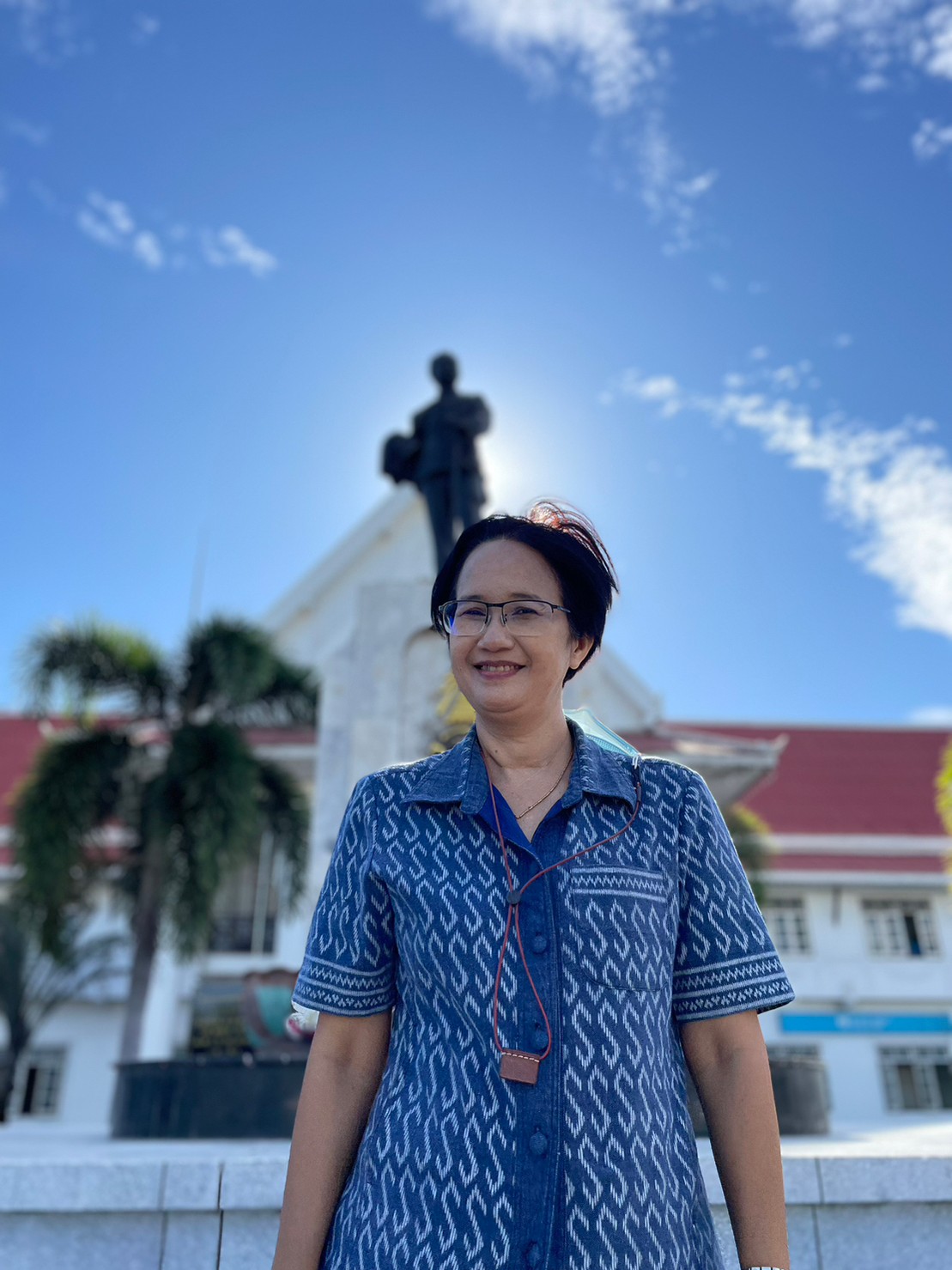 ??พช. ฉะเชิงเทรา ต้อนรับน้องใหม่ สักการะสิ่งศักดิ์สิทธิ์ ศาลากลางจังหวัดฉะเชิงเทรา