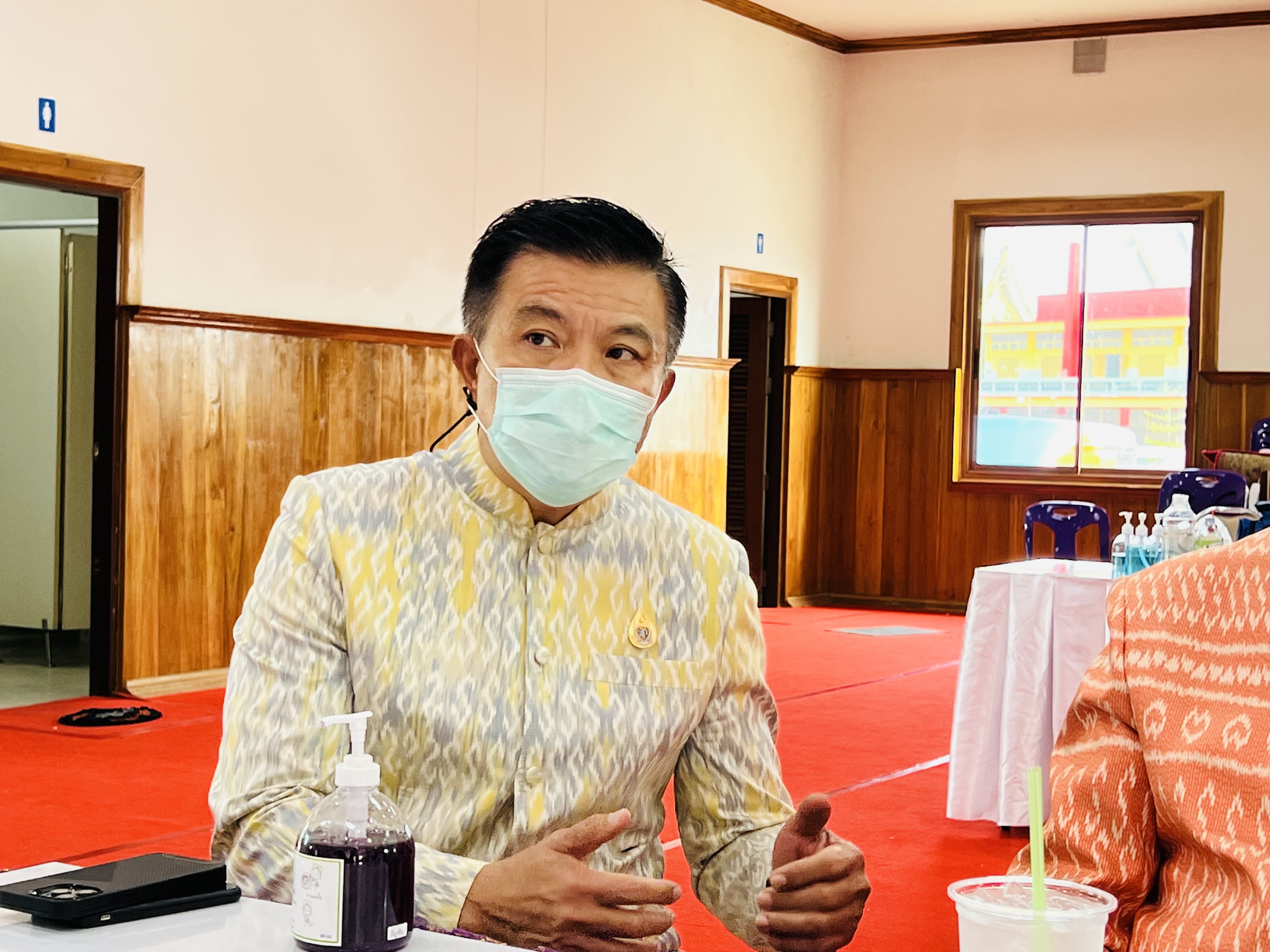 ??พช. ฉะเชิงเทรา ร่วมเป็นเจ้าภาพถวายปัจจัย ในพิธีบรรพชาอุปสมบท 99 รูป ถวายพระพรชัยมงคล แด่สมเด็จพระเจ้าลูกเธอ เจ้าฟ้าพัชรกิติยาภาฯ