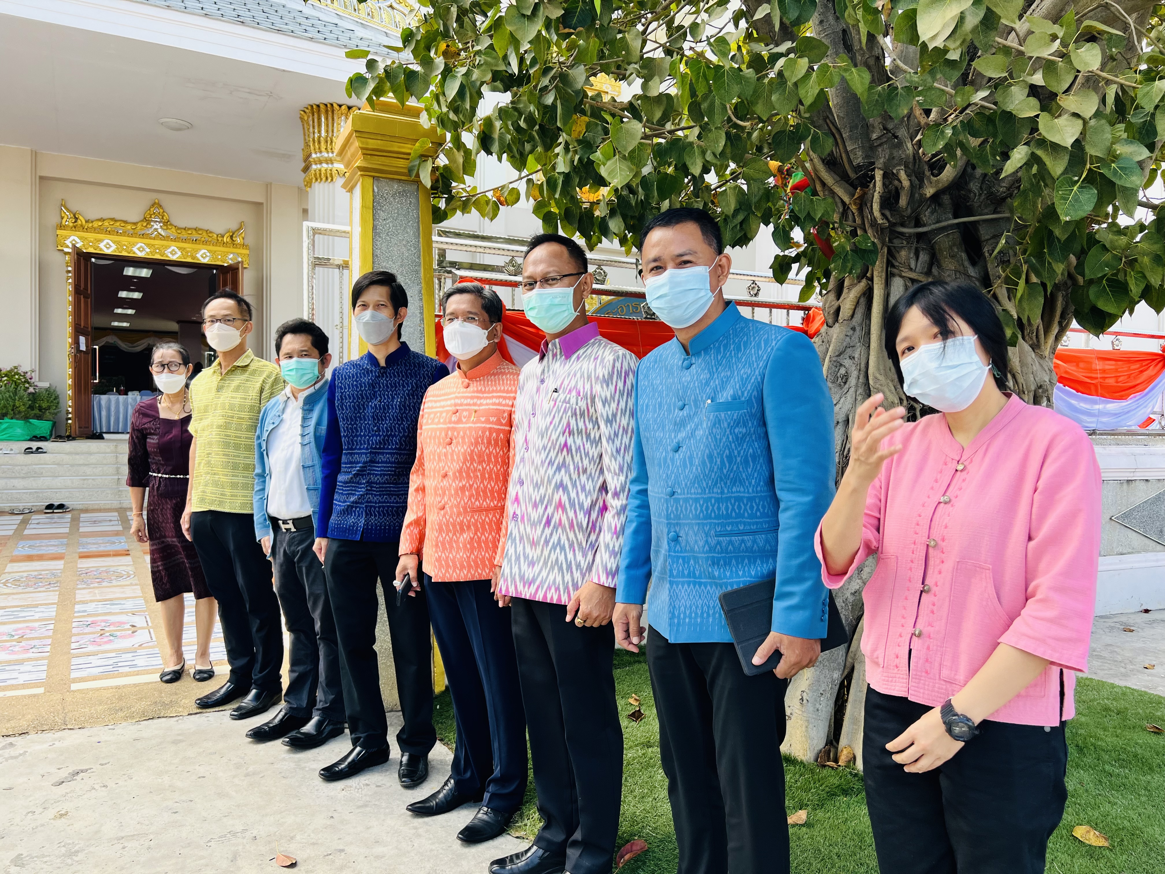 ??พช. ฉะเชิงเทรา ร่วมเป็นเจ้าภาพถวายปัจจัย ในพิธีบรรพชาอุปสมบท 99 รูป ถวายพระพรชัยมงคล แด่สมเด็จพระเจ้าลูกเธอ เจ้าฟ้าพัชรกิติยาภาฯ