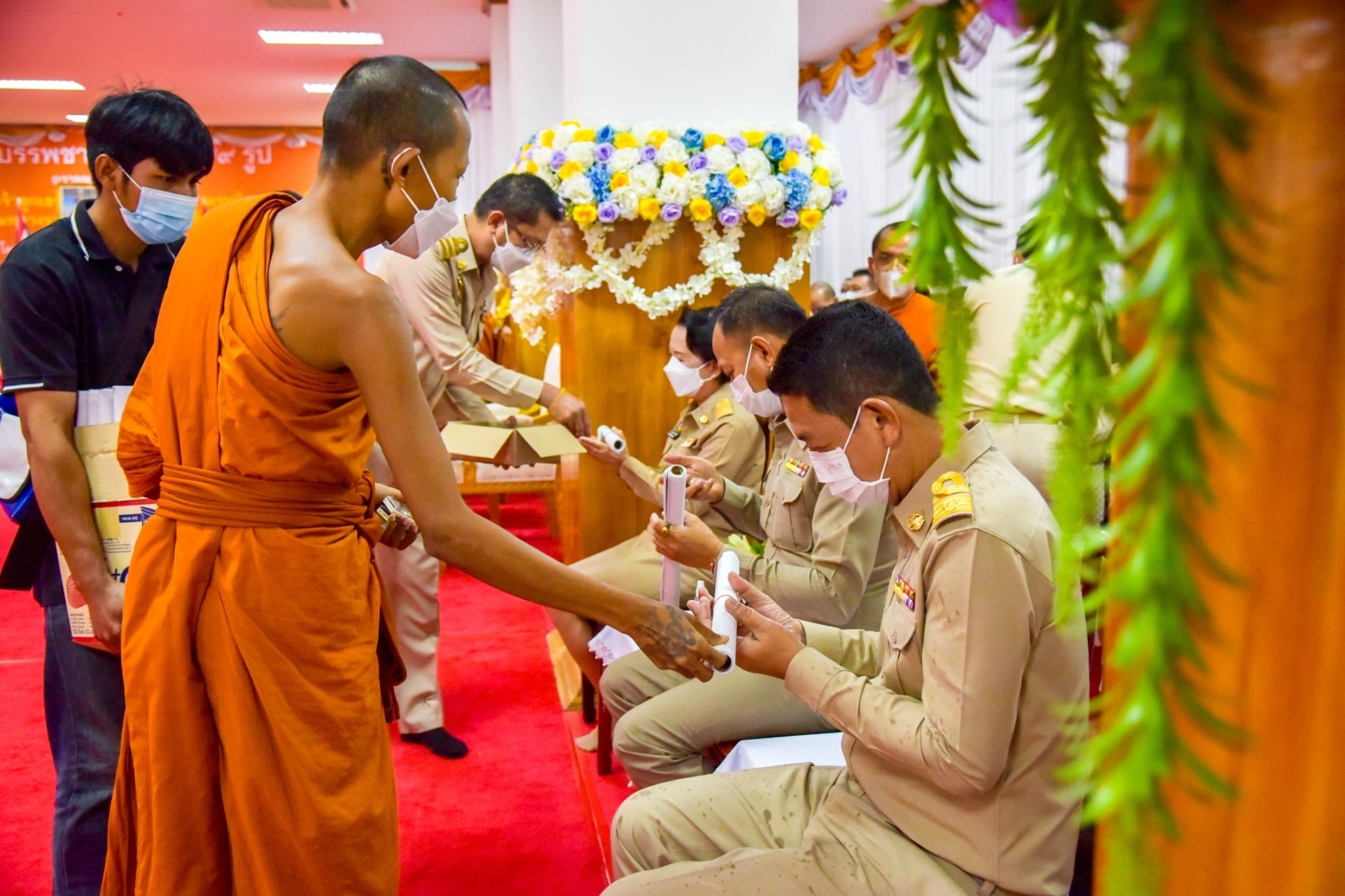 ??พช. ฉะเชิงเทรา ร่วมพิธีลาสิกขาพระภิกษุโครงการบรรพชาอุปสมบท ๙๙ รูป ถวายพระพรชัยมงคล แด่สมเด็จพระเจ้าลูกเธอ เจ้าฟ้าพัชรกิติยาภา นเรนทิราเทพยวดี กรมหลวงราชสาริณีสิริพัชร มหาวัชรราชธิดา กระทรวงมหาดไทย