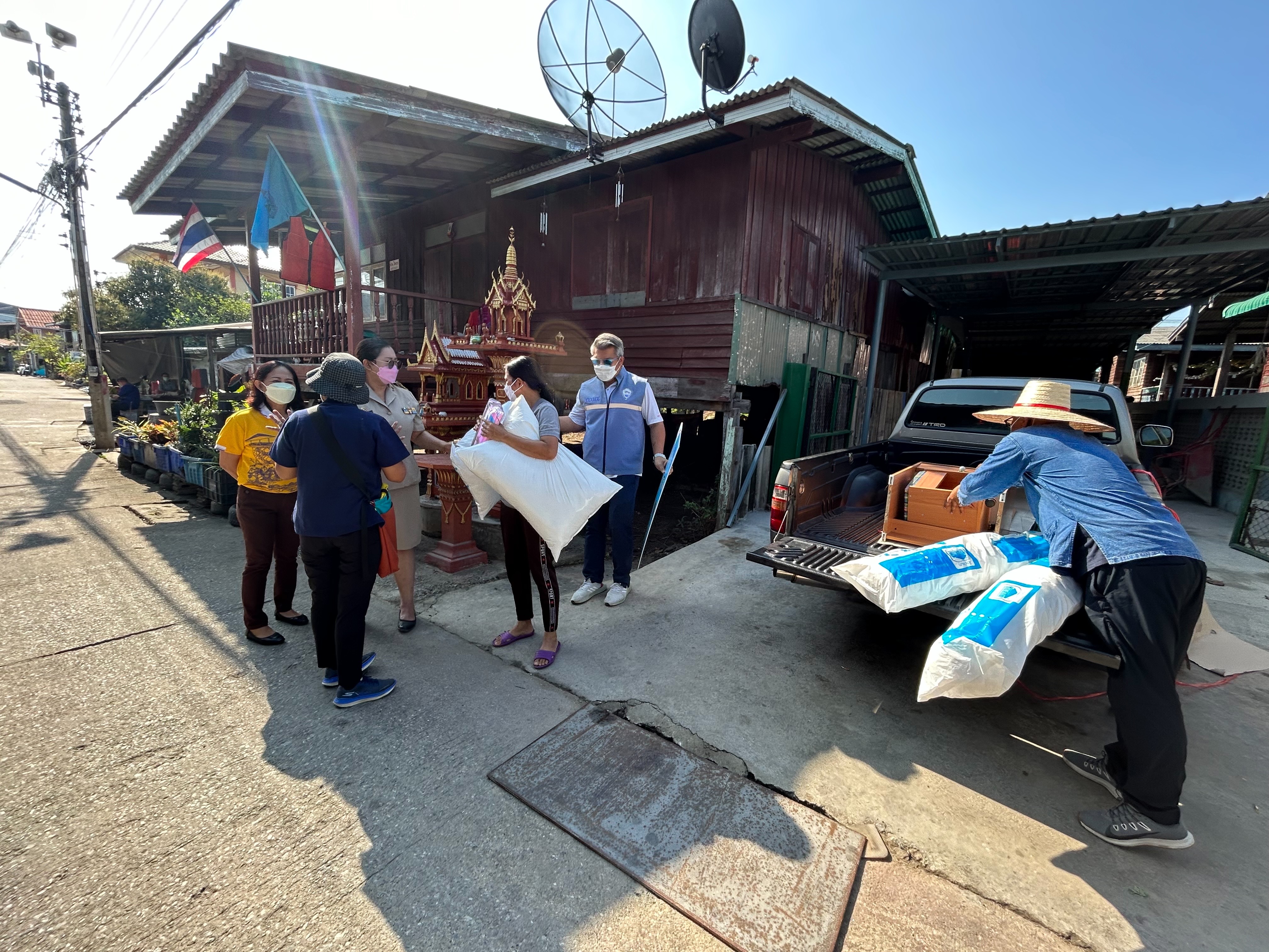 ??พช. ฉะเชิงเทรา เตรียมความพร้อมส่งมอบบ้าน GLO และติดตามการดำเนินงาน จปฐ.