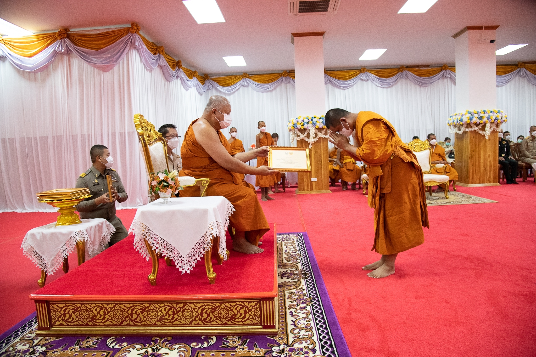 ??พช. ฉะเชิงเทรา ร่วมพิธีลาสิกขาพระภิกษุโครงการบรรพชาอุปสมบท ๙๙ รูป ถวายพระพรชัยมงคล แด่สมเด็จพระเจ้าลูกเธอ เจ้าฟ้าพัชรกิติยาภา นเรนทิราเทพยวดี กรมหลวงราชสาริณีสิริพัชร มหาวัชรราชธิดา กระทรวงมหาดไทย