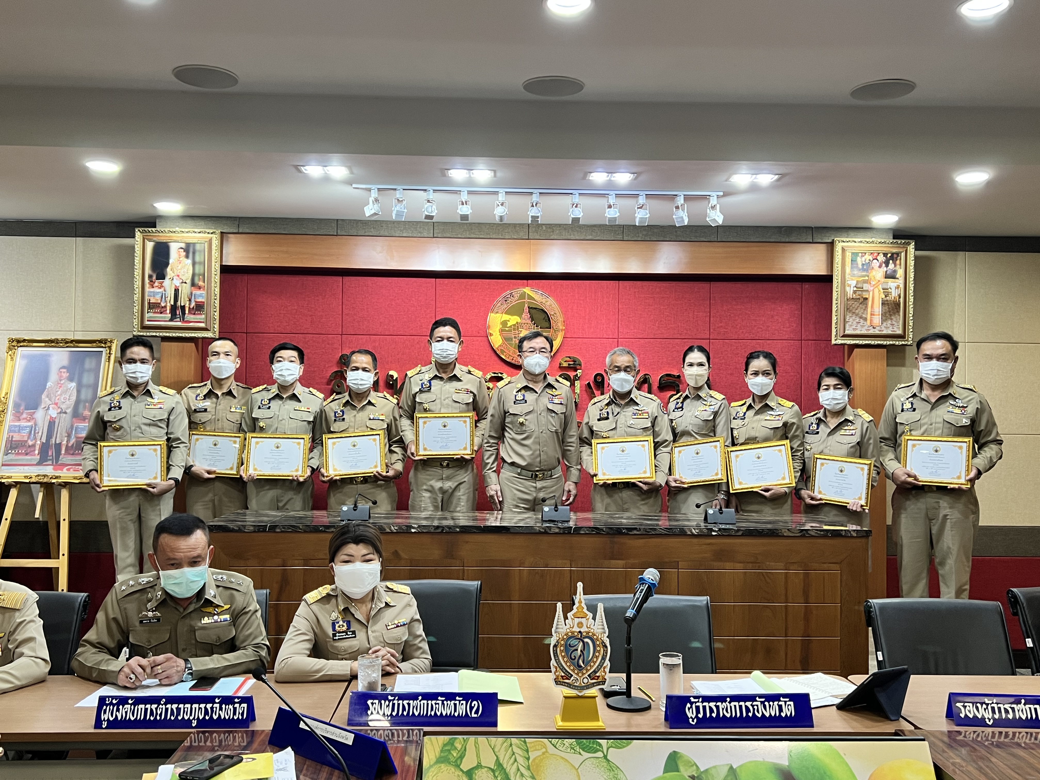 ??พช. แปดริ้วร่วมประชุมหัวหน้าส่วนจังหวัด – เชิดชูเกียรติ สารสนเทศตำบลต้นแบบ ตำบลท่าข้าม อำเภอบางปะกง