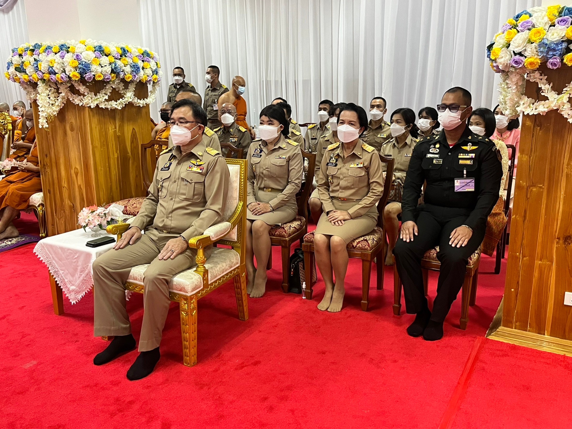 ??พช. ฉะเชิงเทรา ร่วมพิธีบรรพชาอุปสมบท 99 รูป ถวายพระพรชัยมงคล แด่สมเด็จพระเจ้าลูกเธอ เจ้าฟ้าพัชรกิติยาภาฯ