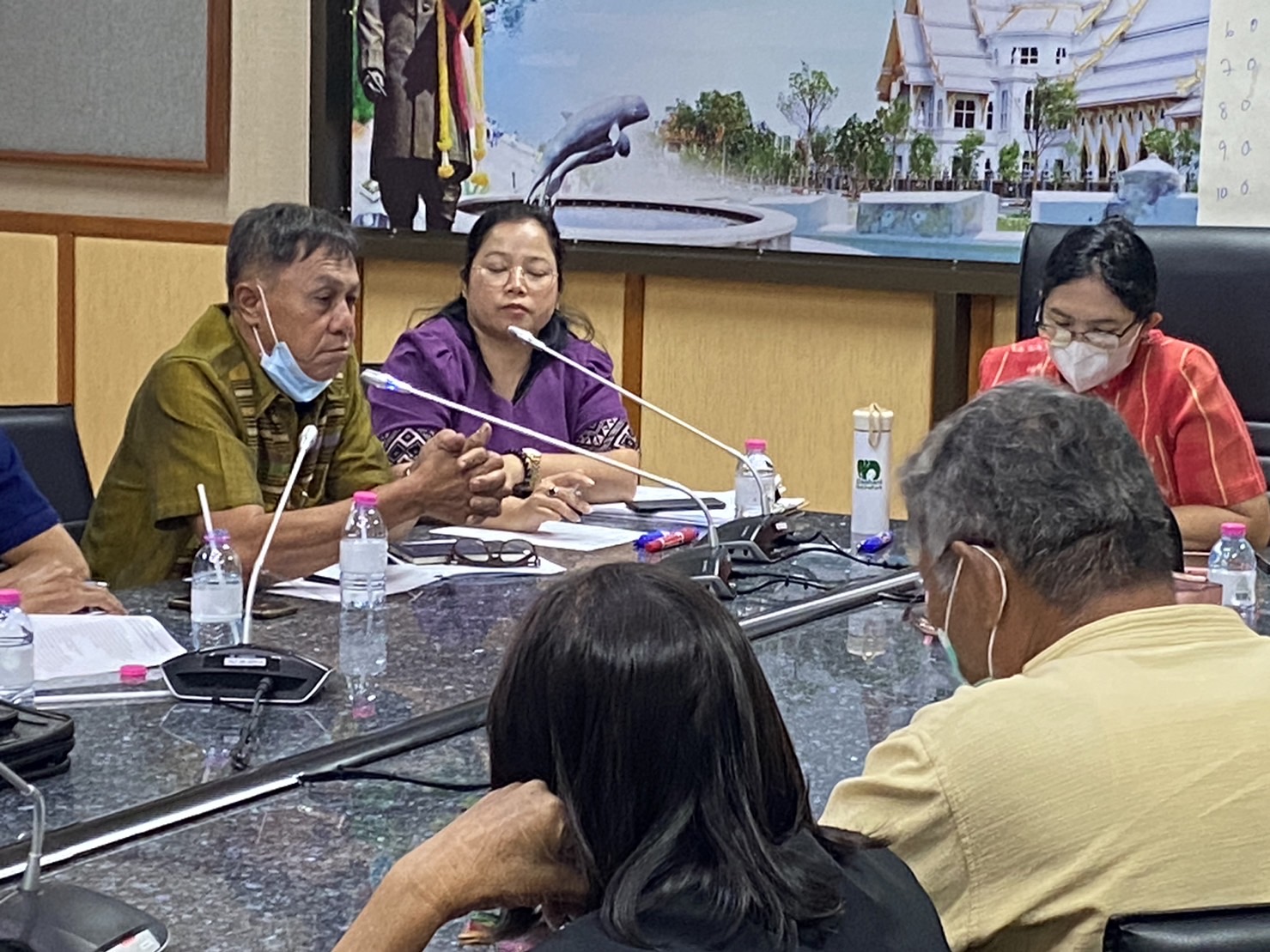 ?? พช. ฉะเชิงเทรา จัดประชุมคณะกรรมการชมรมผู้นำอาสาพัฒนาชุมชน (ผู้นำ อช.)