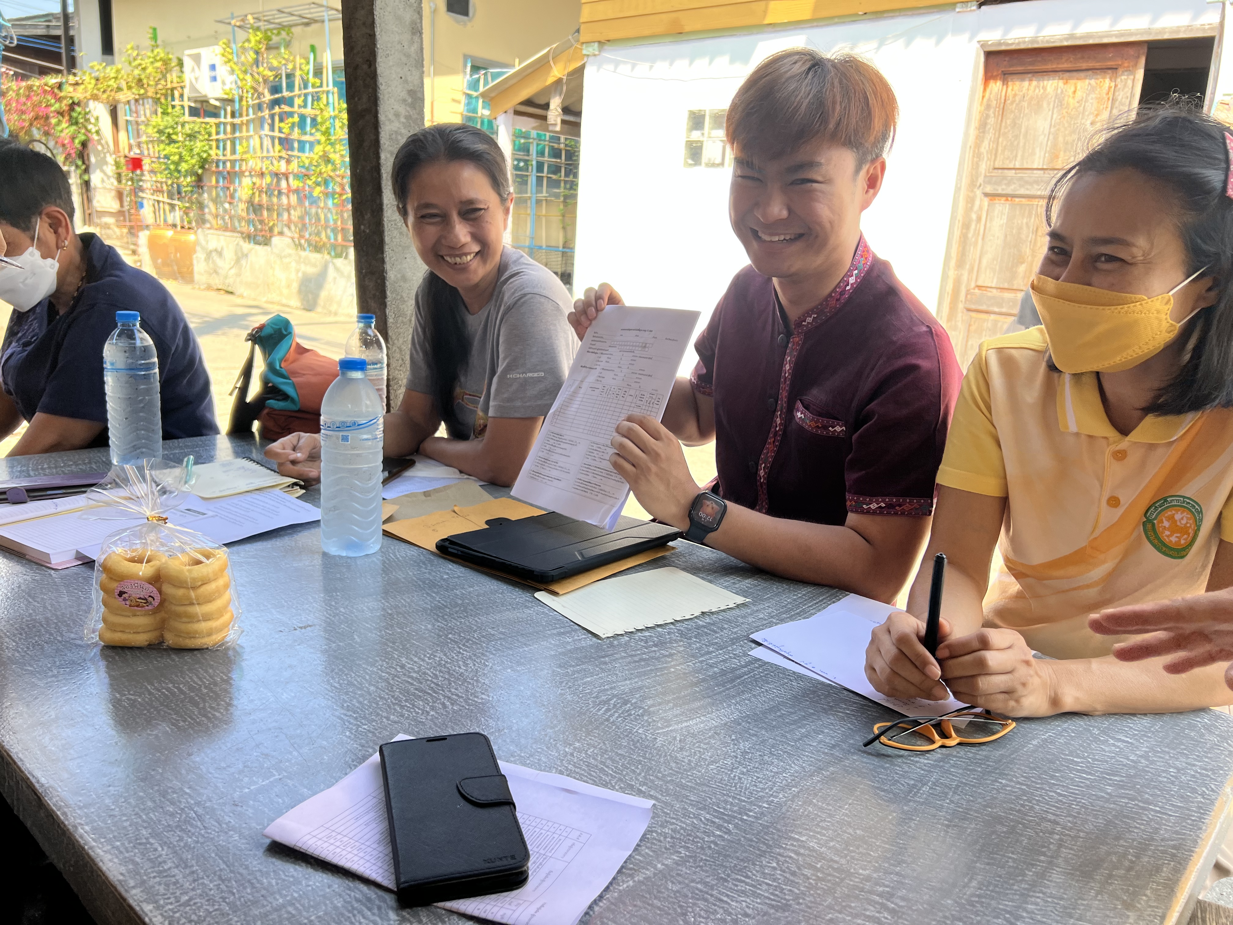 ??พช. ฉะเชิงเทรา เตรียมความพร้อมส่งมอบบ้าน GLO และติดตามการดำเนินงาน จปฐ.