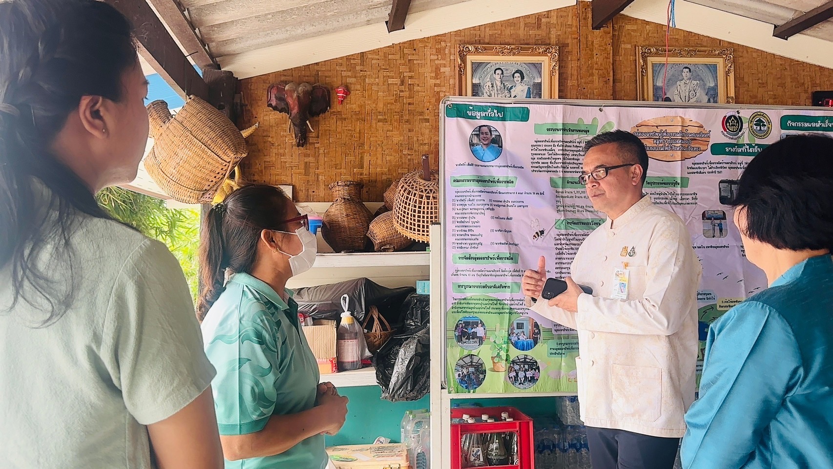 ผู้ตรวจ กรมฯ พช. ตรวจ ติดตาม และสนับสนุนโครงการฝึกอบรมการทำบัญชีกลุ่มออมทรัพย์เพื่อการผลิตด้วยระบบอิเล็กทรอนิกส์