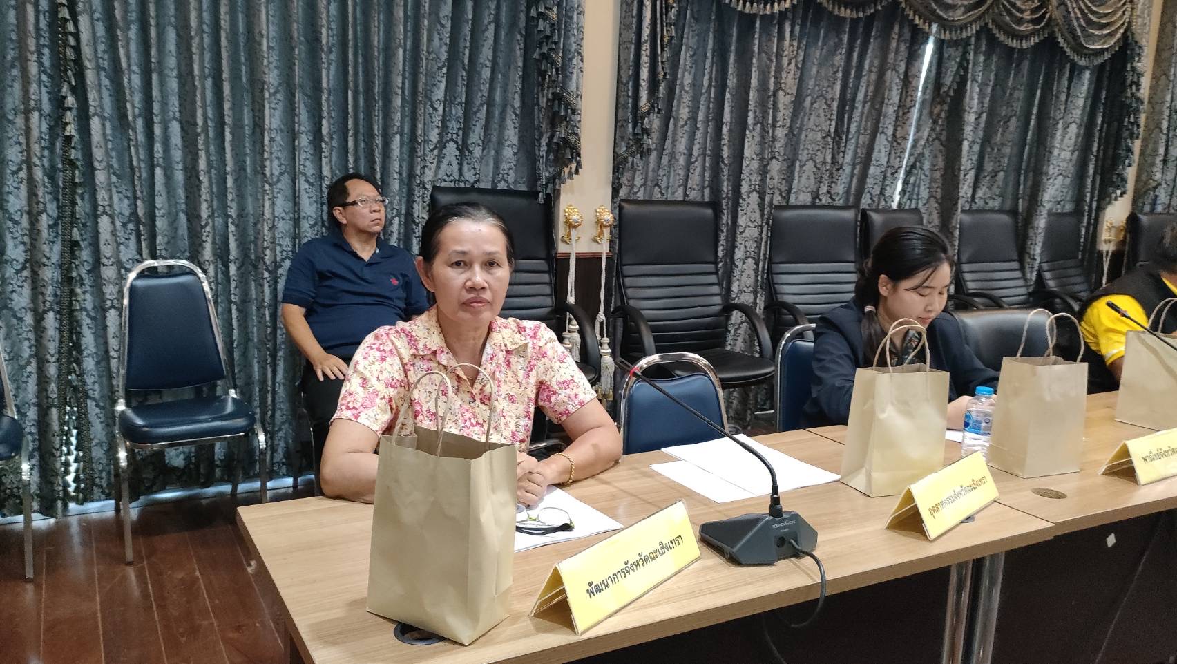 พช. ฉะเชิงเทรา ร่วมประชุมคณะกรรมการศูนย์ปฏิบัติการป้องกันและลดอุบัติเหตุทางถนนช่วงเทศกาลสงกรานต์ พ.ศ. 2567 จังหวัดฉะเชิงเทรา