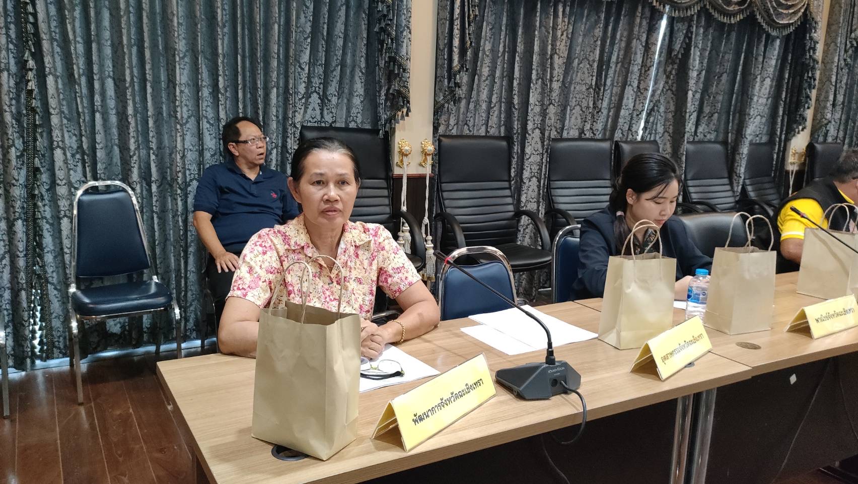 พช. ฉะเชิงเทรา ร่วมประชุมคณะกรรมการศูนย์ปฏิบัติการป้องกันและลดอุบัติเหตุทางถนนช่วงเทศกาลสงกรานต์ พ.ศ. 2567 จังหวัดฉะเชิงเทรา
