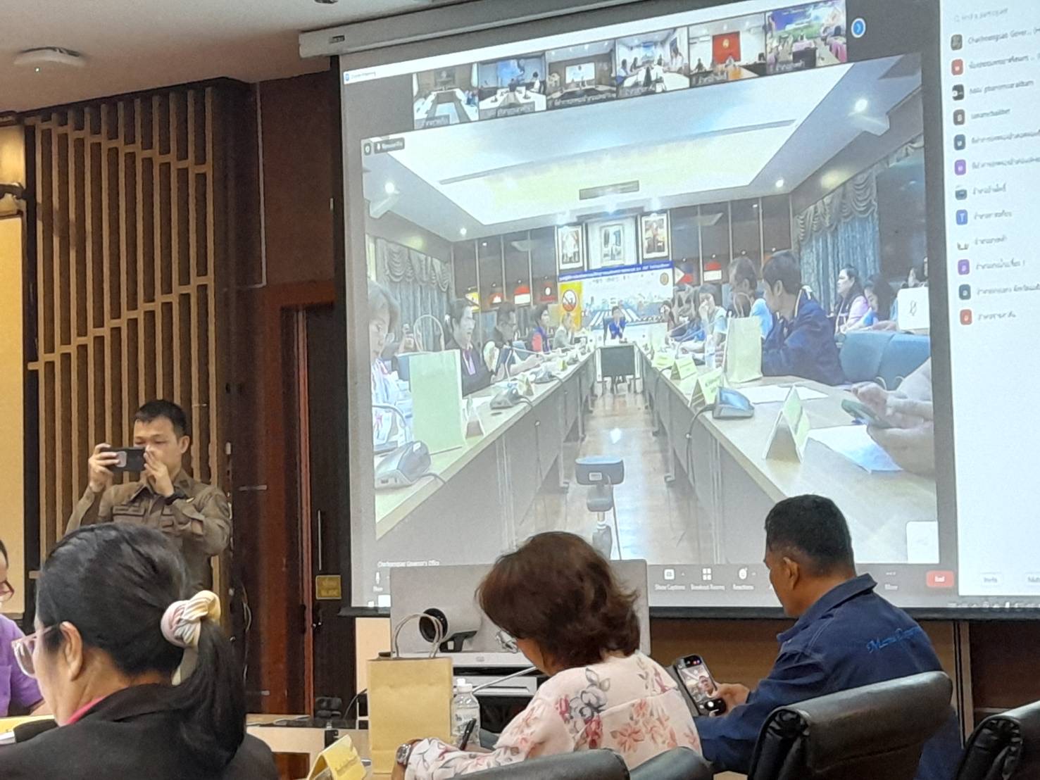 พช. ฉะเชิงเทรา ร่วมประชุมคณะกรรมการศูนย์ปฏิบัติการป้องกันและลดอุบัติเหตุทางถนนช่วงเทศกาลสงกรานต์ พ.ศ. 2567 จังหวัดฉะเชิงเทรา