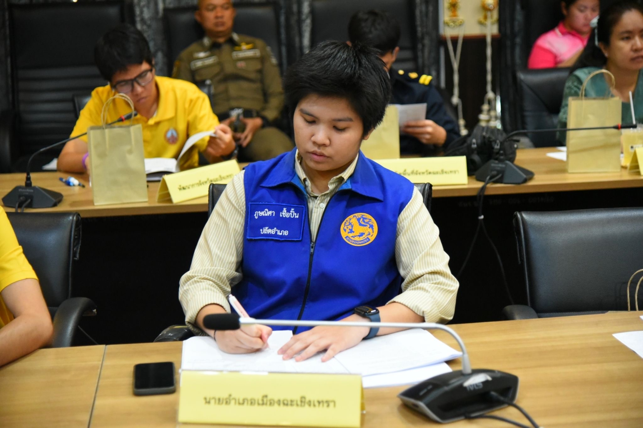 พช. ฉะเชิงเทรา ร่วมประชุมคณะกรรมการศูนย์ปฏิบัติการป้องกันและลดอุบัติเหตุทางถนนช่วงเทศกาลสงกรานต์ พ.ศ. 2567 จังหวัดฉะเชิงเทรา
