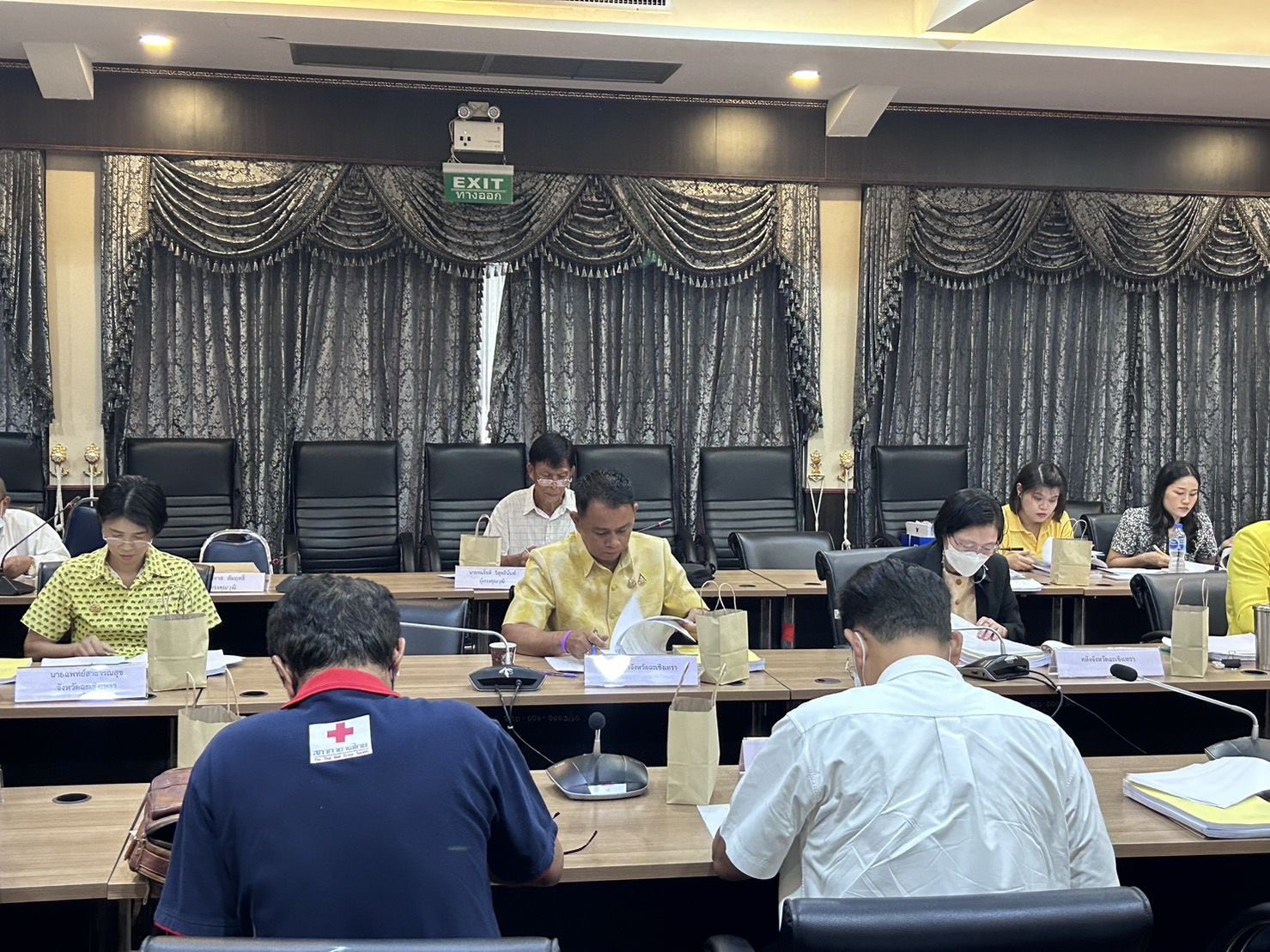 พช.ฉะเชิงเทรา ร่วมประชุมคณะกรรมการพนักงานส่วนตำบลจังหวัดฉะเชิงเทรา ครั้งที่ ๕/๒๕๖๗