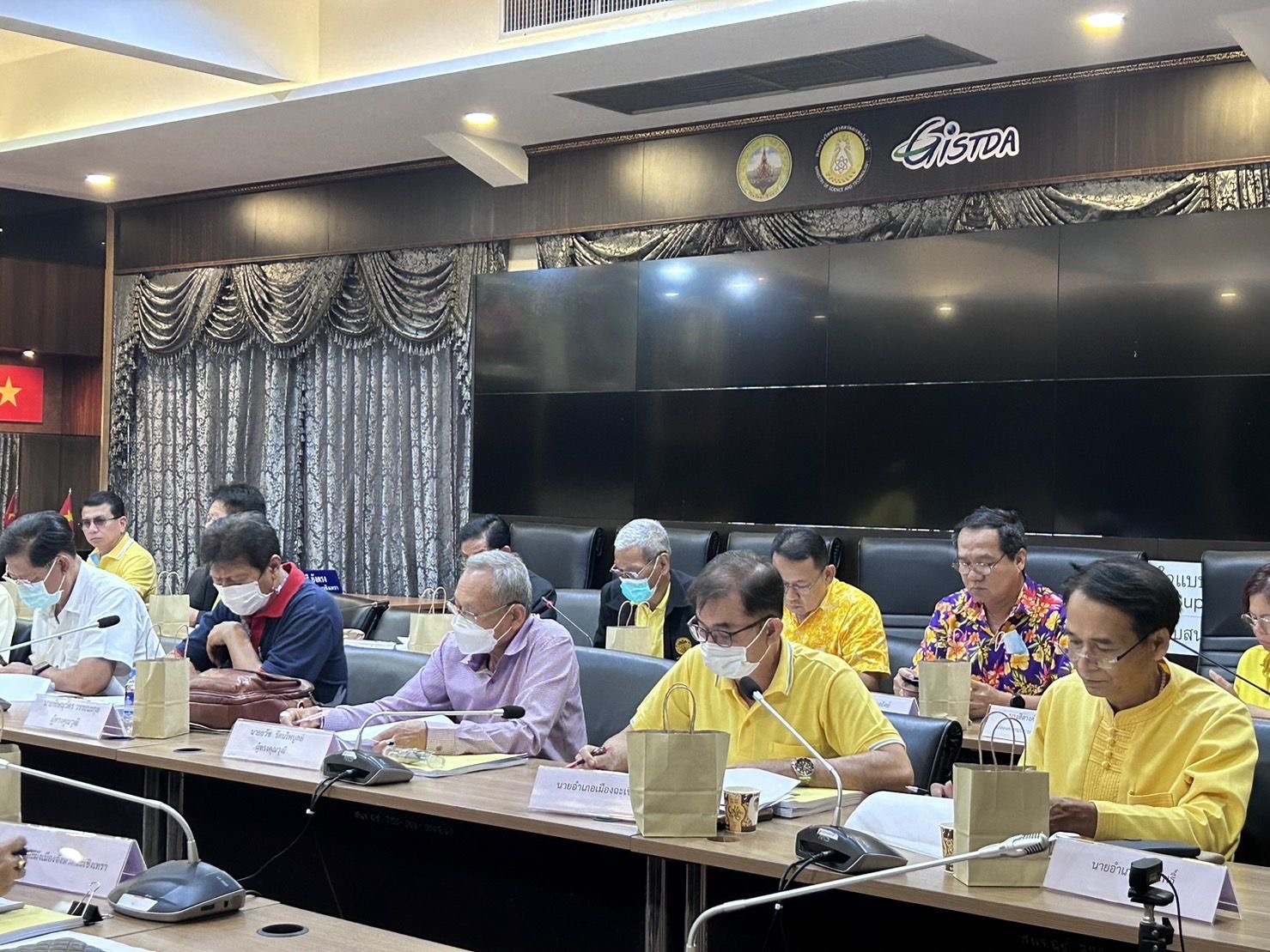พช.ฉะเชิงเทรา ร่วมประชุมคณะกรรมการพนักงานส่วนตำบลจังหวัดฉะเชิงเทรา ครั้งที่ ๕/๒๕๖๗