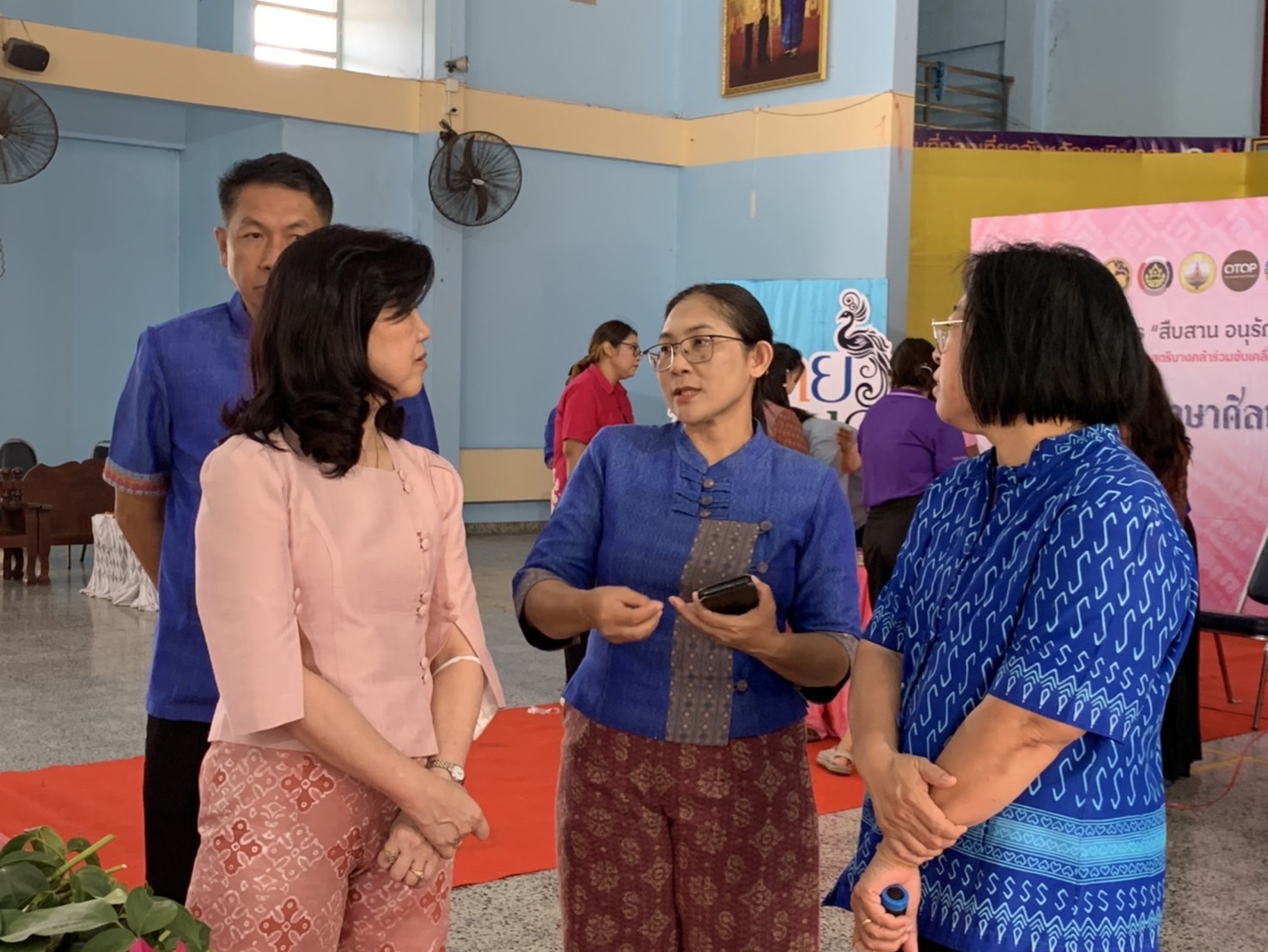 พช. ฉะเชิงเทรา ร่วมโครงการพลังสตรีบางคล้าร่วมขับเคลื่อนเศรษฐกิจชุมชน สร้างความมั่นคง มั่งคั่ง ยั่งยืน