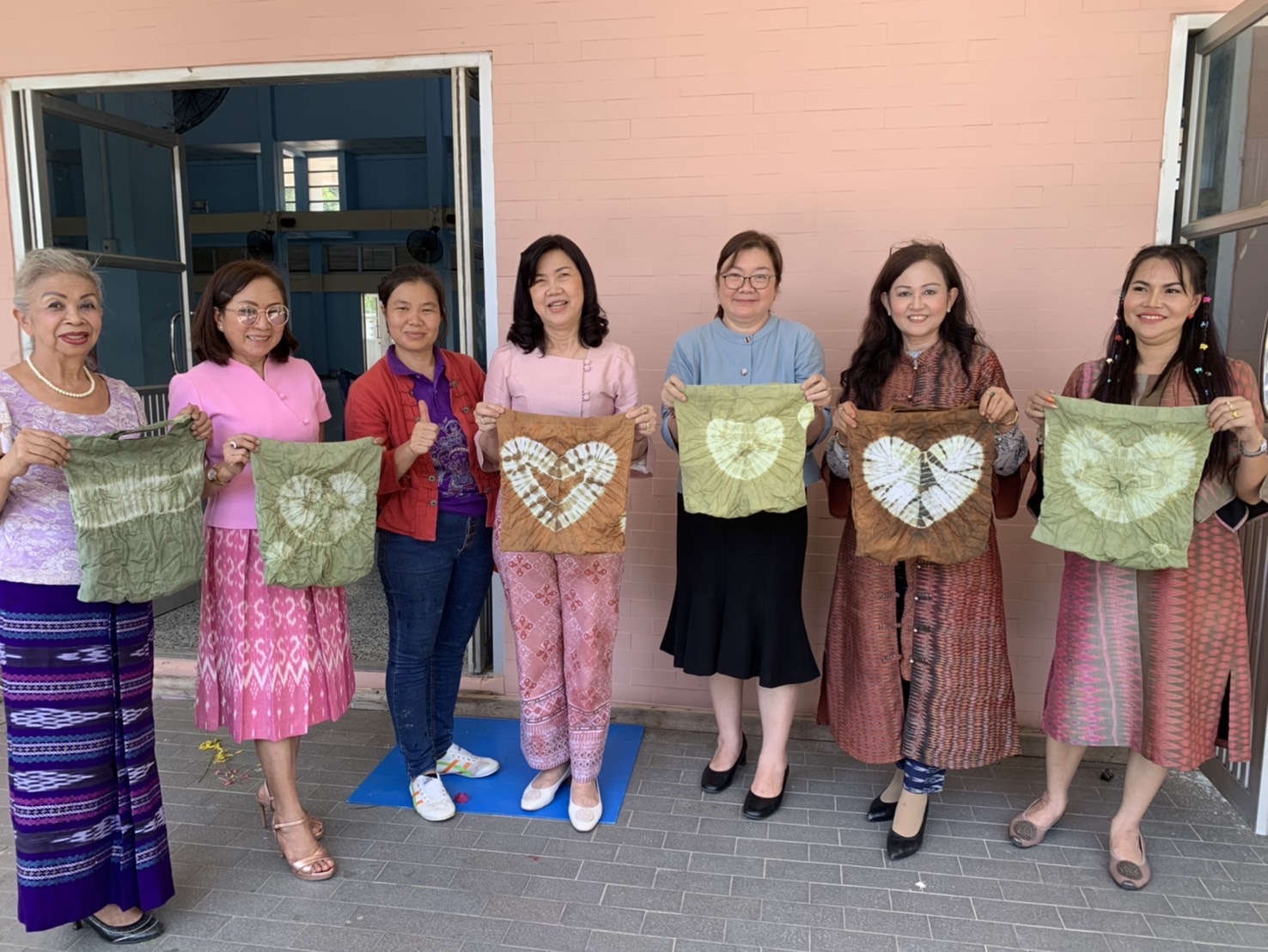 พช. ฉะเชิงเทรา ร่วมโครงการพลังสตรีบางคล้าร่วมขับเคลื่อนเศรษฐกิจชุมชน สร้างความมั่นคง มั่งคั่ง ยั่งยืน