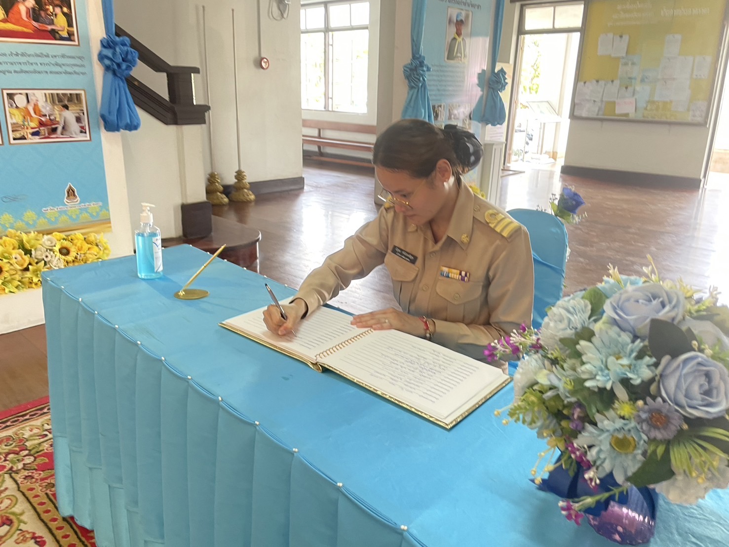 ขอพระองค์ทรงพระเจริญ !! พช. ฉะเชิงเทรา ร่วมลงนามถวายพระพร สมเด็จพระเจ้าลูกยาเธอ เจ้าฟ้าทีปังกรรัศมีโชติ มหาวชิโรตตมางกูร สิริวิบูลยราชกุมาร เนื่องในโอกาสวันคล้ายวันประสูติ วันที่ 29 เมษายน 2567