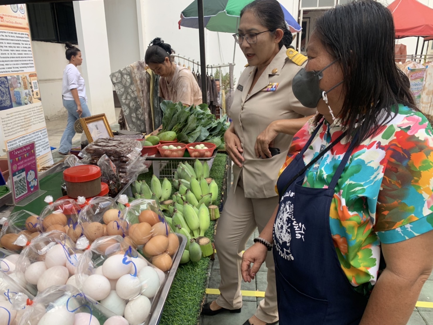 พช. ฉะเชิงเทรา จัดกิจกรรม “ตลาดกลางลาน@ศาลากลาง8ริ้ว”