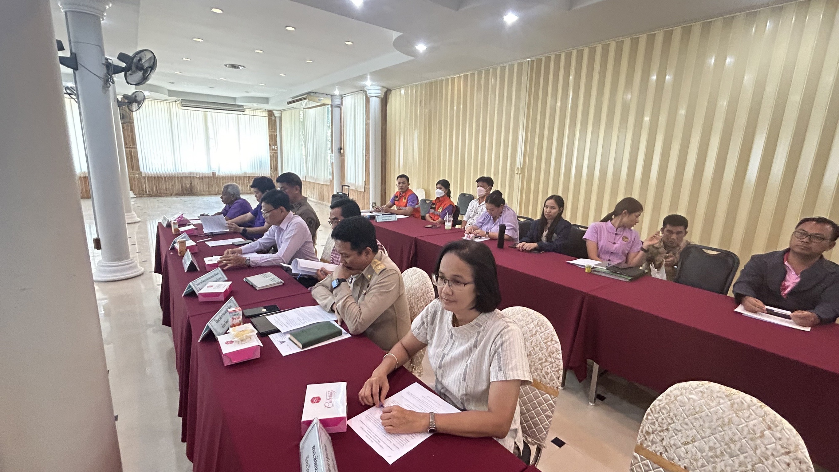 พช.ฉะเชิงเทรา ร่วมประชุมเตรียมความพร้อมรับสถานการณ์ภัยแล้งจังหวัดฉะเชิงเทรา ปี ๒๕๖๗