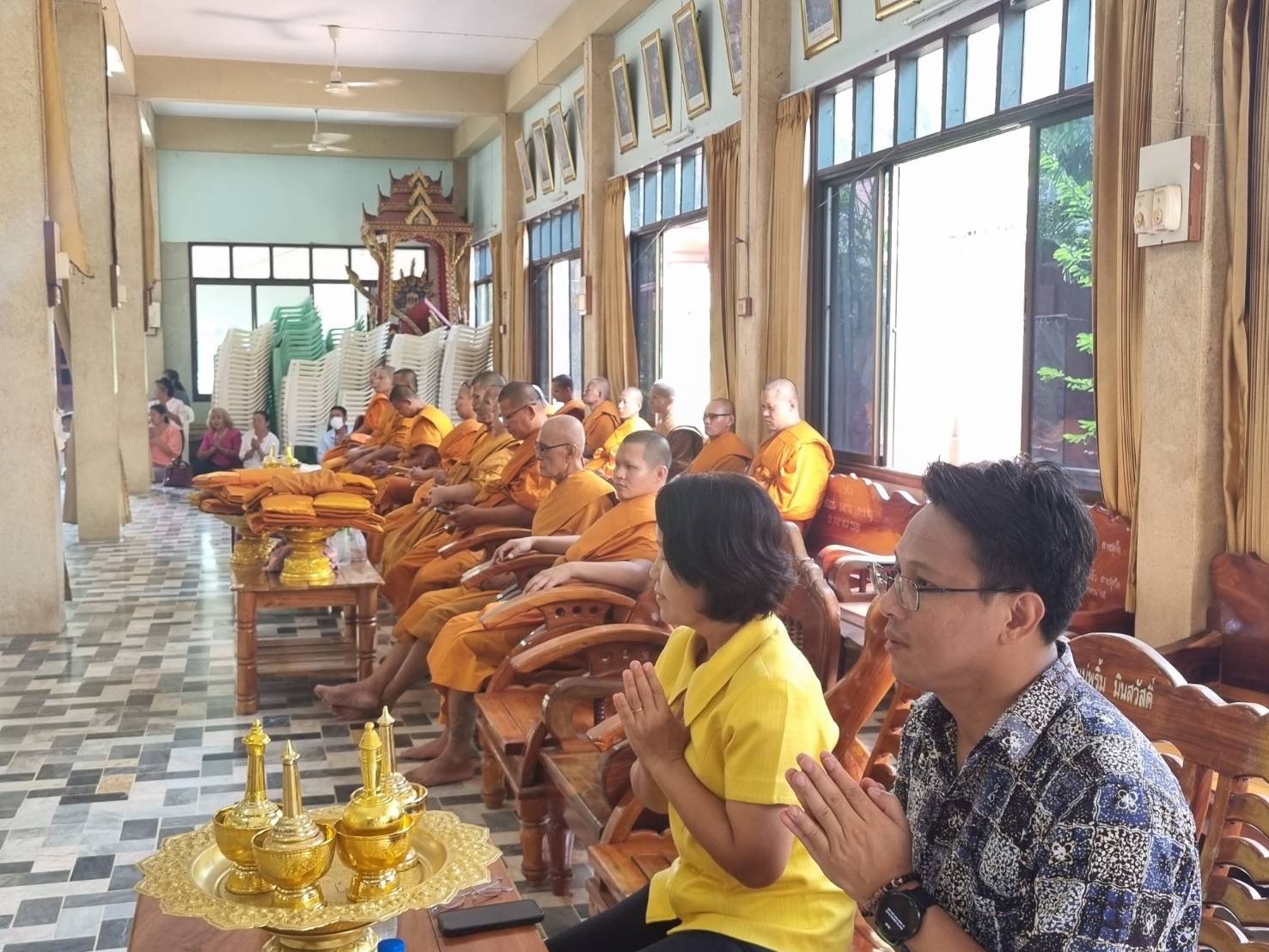 พช.ฉะเชิงเทรา ร่วมทำบุญถวายเพล พระ 50 รูป ในวันครบรอบวันมรณะภาพอดีตเจ้าอาวาสวัดวังเย็น (หลวงพ่อจาม)