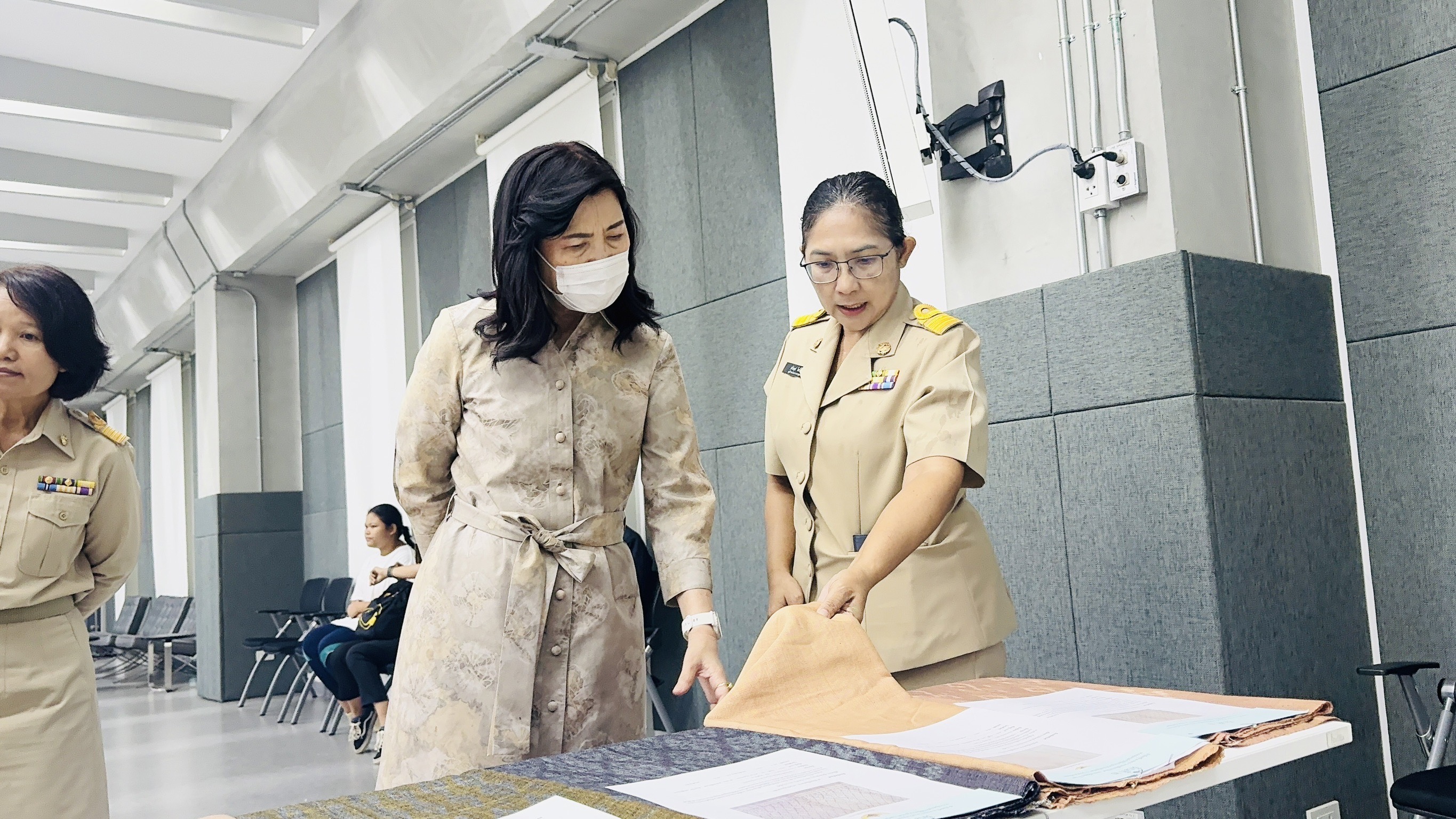 พช. ฉะเชิงเทรา จัดการประกวดสุดยอดผ้าจังหวัดฉะเชิงเทรา ประจำปี 2567