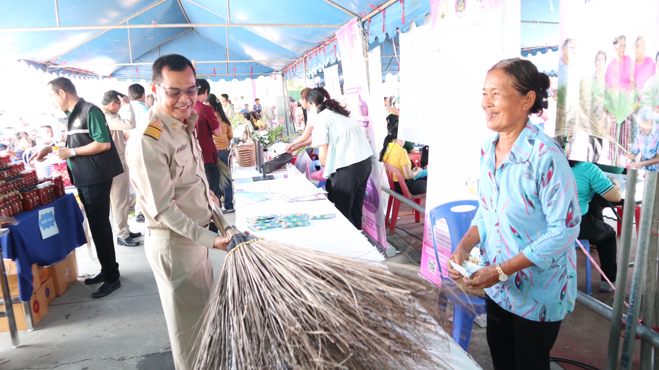 พช. ฉะเชิงเทรา ร่วมโครงการ “จังหวัดฉะเชิงเทรา บำบัดทุกข์ บำรุงสุข สร้างรอยยิ้มให้ประชาชน” ประจำปีงบประมาณ พ.ศ. 2567