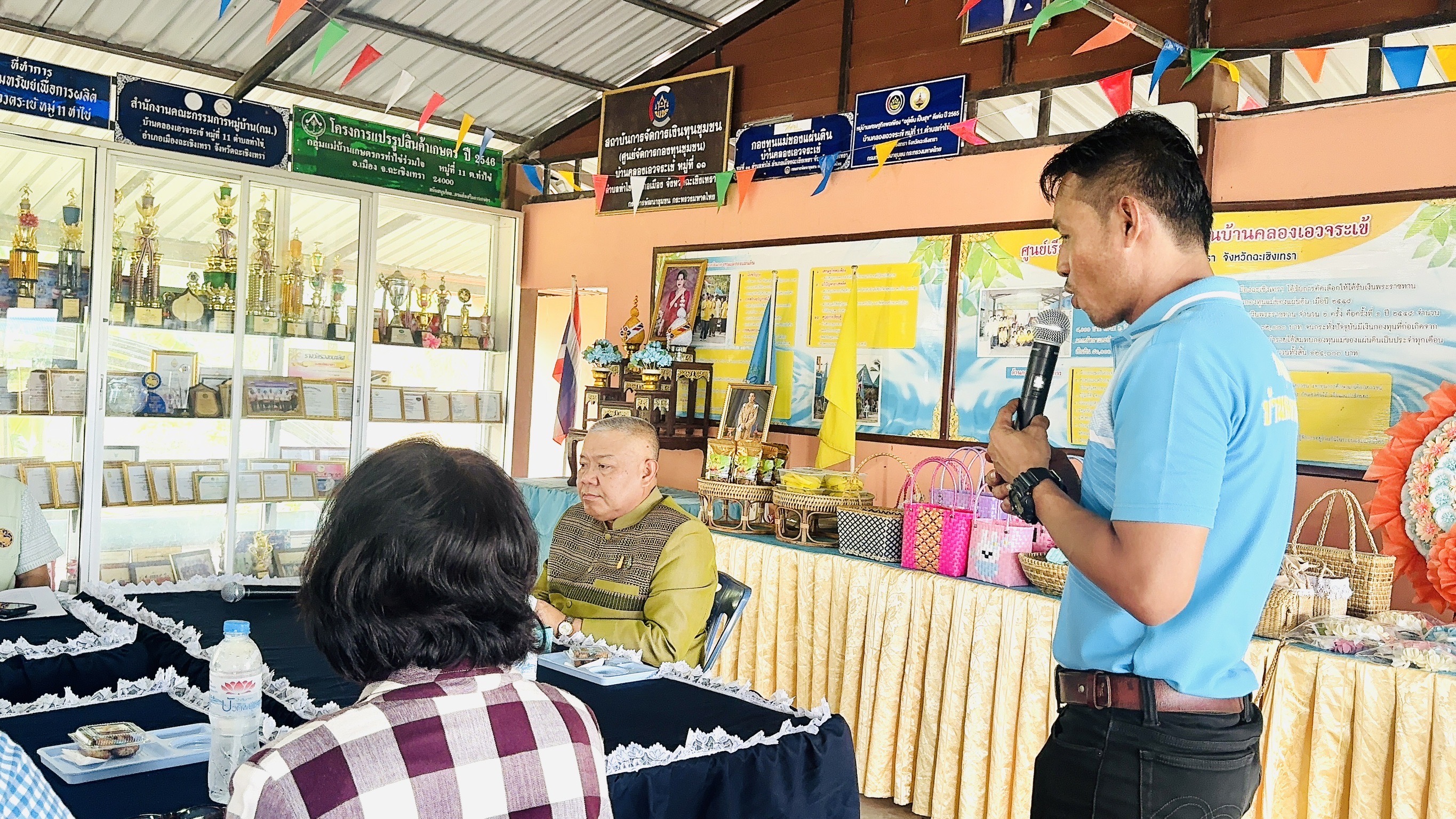 พช. ฉะเชิงเทรา ร่วมตรวจเยี่ยมการดำเนินงานป้องกันและแก้ไขปัญหายาเสพติด กองทุนแม่ของแผ่นดิน