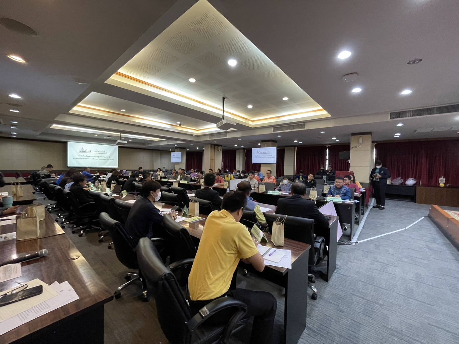 พช. ฉะเชิงเทรา ร่วมการประชุมคณะกรรมการร่วมภาครัฐและเอกชนเพื่อพัฒนาและแก้ไขปัญหาทางเศรษฐกิจจังหวัดฉะเชิงเทรา (กรอ.จังหวัด) ครั้งที่ 4/2567