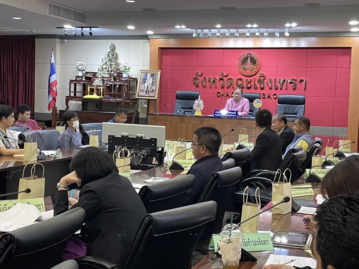 พช. ฉะเชิงเทรา ร่วมการประชุมคณะกรรมการร่วมภาครัฐและเอกชนเพื่อพัฒนาและแก้ไขปัญหาทางเศรษฐกิจจังหวัดฉะเชิงเทรา (กรอ.จังหวัด) ครั้งที่ 4/2567