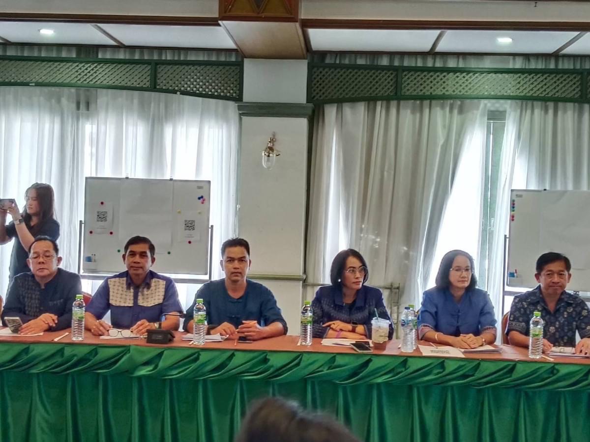 พช. ฉะเชิงเทรา ร่วมประชุมเชิงปฏิบัติการ เพื่อเสริมสร้างการรับรู้เกี่ยวกับบทบาทภารกิจกองทุนพัฒนาเขตพัฒนาพิเศษภาคตะวันออก