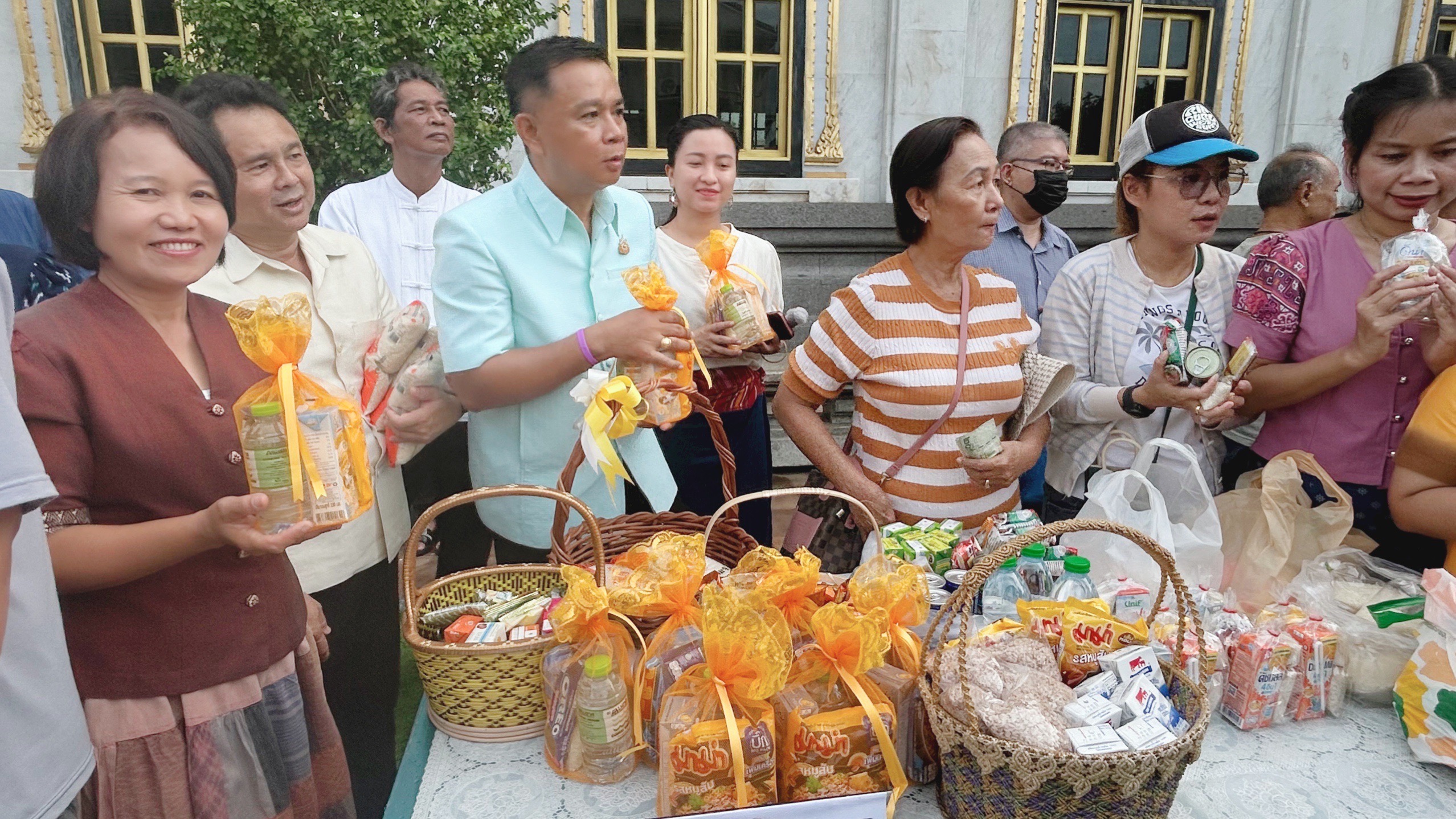 พช. ฉะเชิงเทรา ร่วมโครงการผู้ว่าฯ พาเข้าวัด ประชา รัฐ ร่วมใจ ใฝ่รักษาศีล 5 จังหวัดฉะเชิงเทรา ประจำปีงบประมาณ พ.ศ. 2567 ประจำเดือน พฤษภาคม 2567 และโครงการส่งเสริมการเผยแผ่พระพุทธศาสนา เนื่องในเทศกาลวันสำคัญทางพระพุทธศาสนา (วันวิสาบูชา)