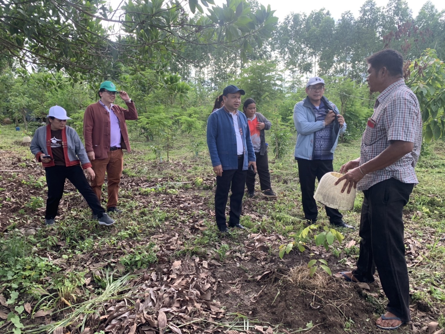 พช. ฉะเชิงเทรา ร่วมสนับสนุนการพัฒนาหมู่บ้านคนรักษ์ช้าง กิจกรรมย่อยที่ ๒.๑.๒ พัฒนาหมู่บ้านคนรักษ์ช้างสนับสนุนการขับเคลื่อนการดำเนินงานภายใต้โครงการพัชรสุธาคษานุรักษ์จังหวัดฉะเชิงเทรา