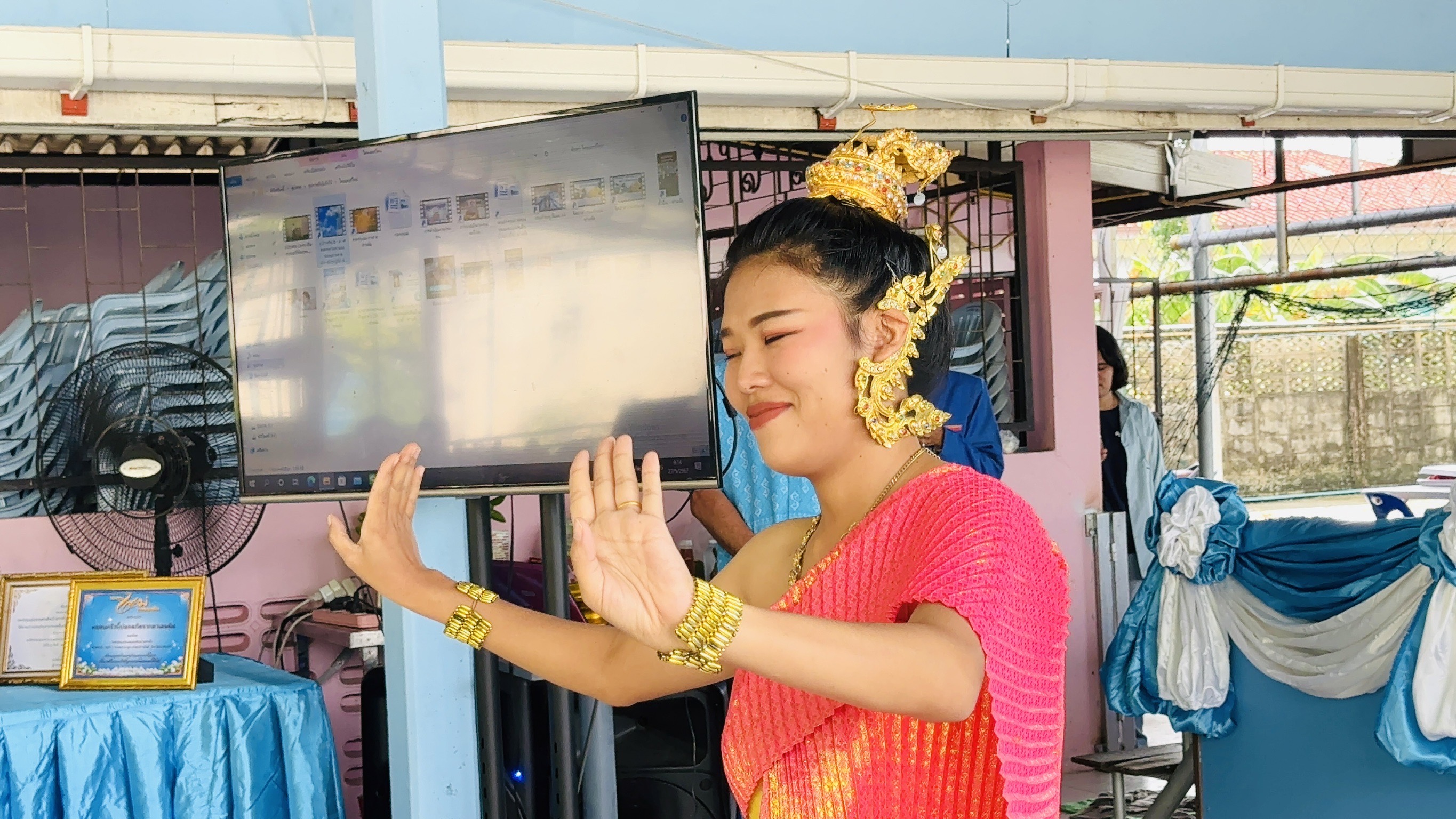 พช. ฉะเชิงเทรา ดำเนินโครงการเชิดชูเกียรติคนกองทุนพัฒนาบทบาทสตรี ประจำปี 2567 และ การประกวดหมู่บ้านกองทุนแม่ของแผ่นดินดีเด่นระดับจังหวัด ประจำปีงบประมาณ พ.ศ. 2567