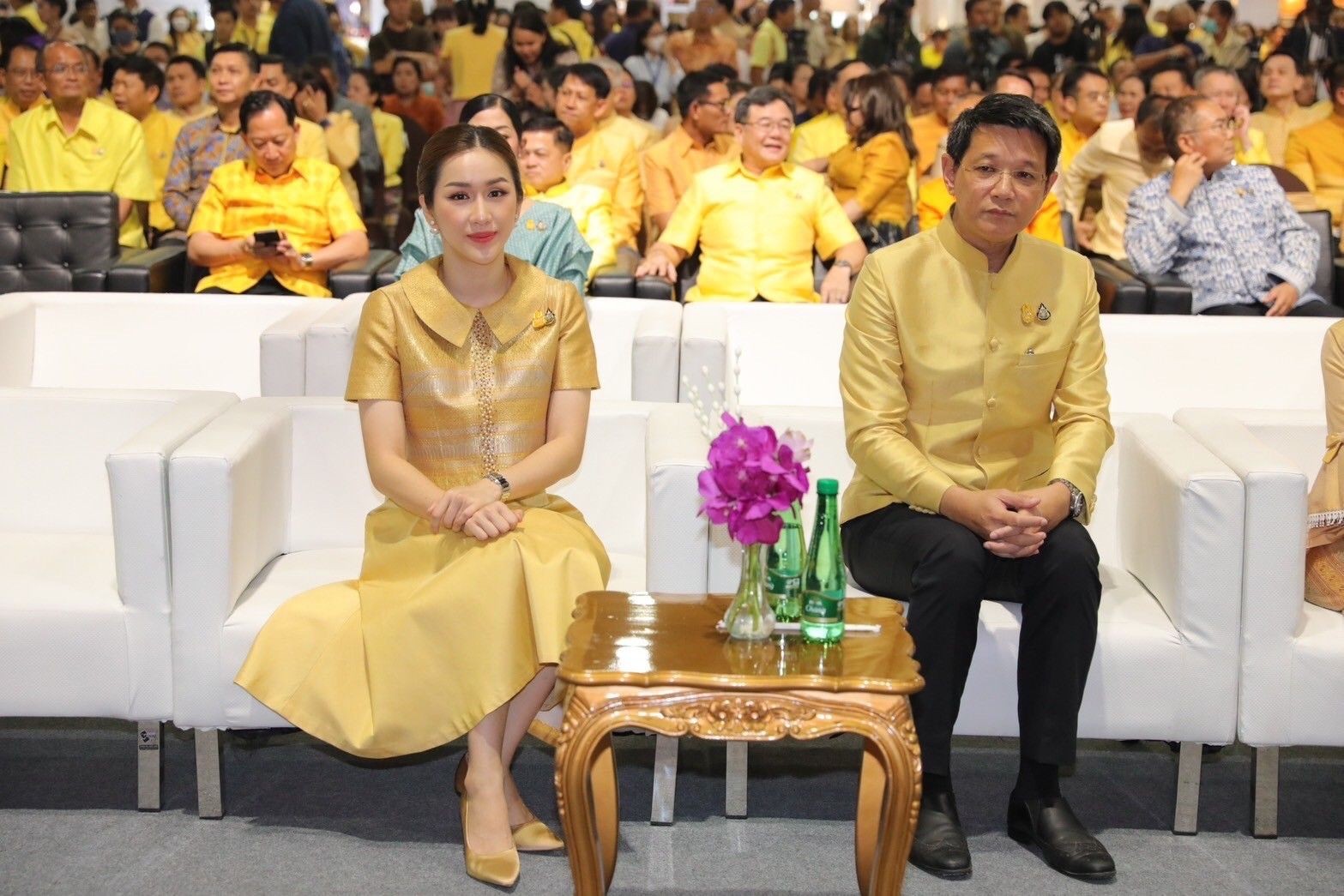 พช. ฉะเชิงเทรา ร่วมพิธีเปิดงาน OTOP Midyear 2024