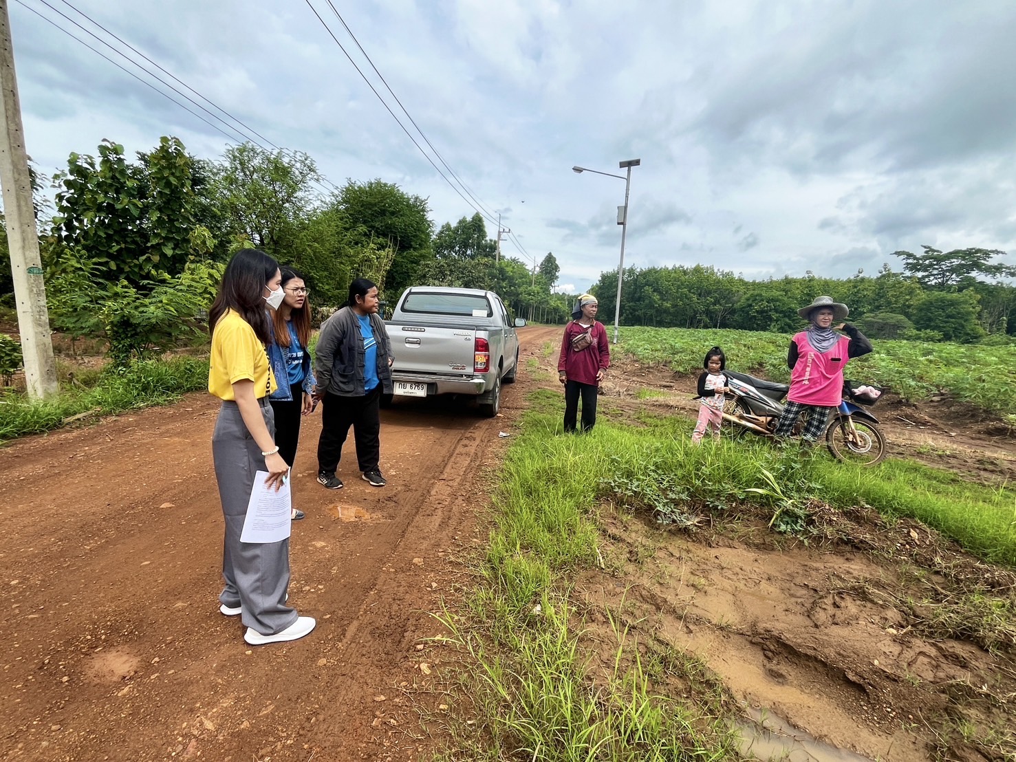 “พช.ฉะเชิงเทรา ลงพื้นที่ติดตามการดำเนินงานกองทุนพัฒนาบทบาทสตรี ”
