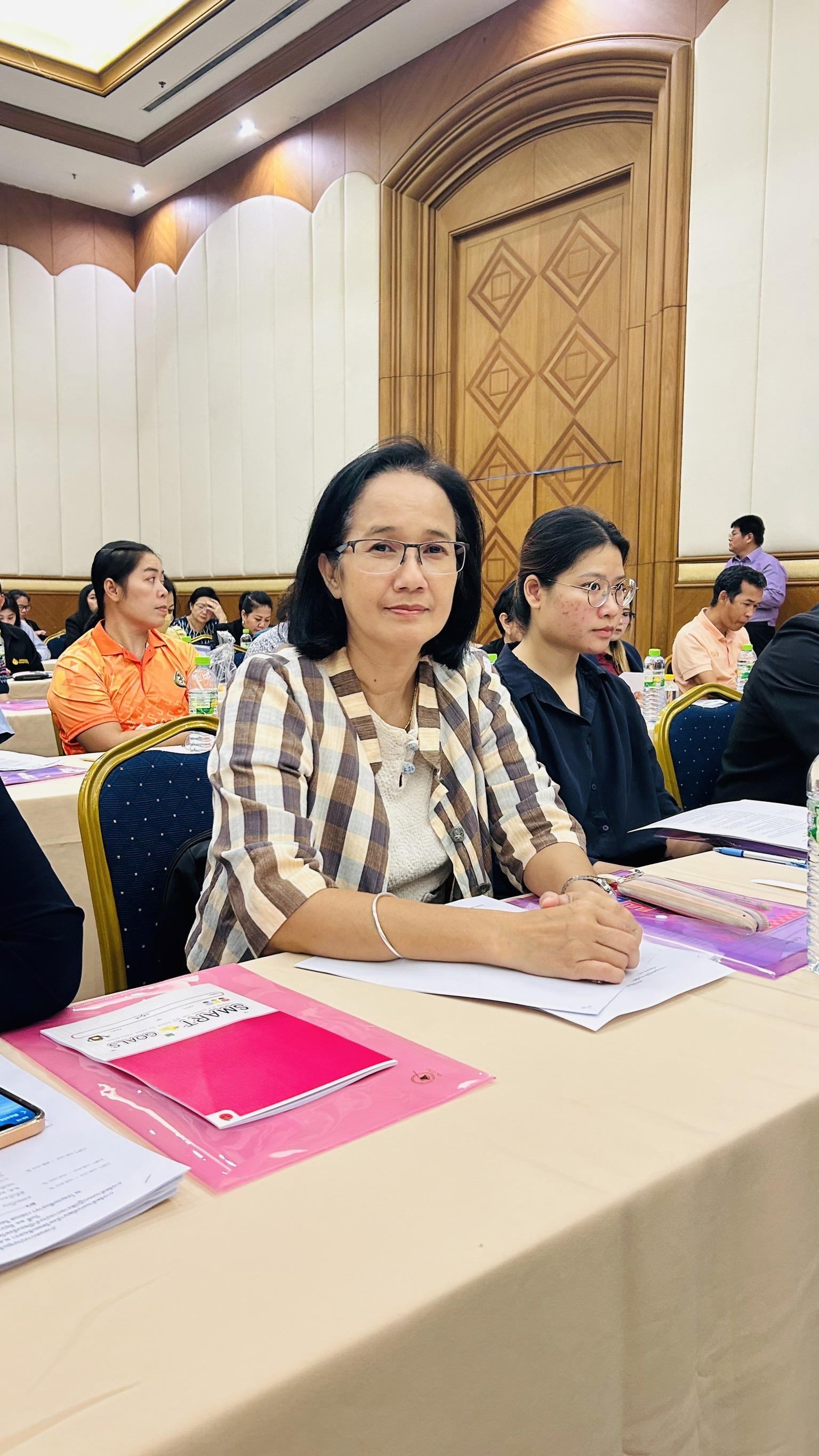 พช. ฉะเชิงเทรา ร่วมประชุมเชิงปฏิบัติการการจัดทำแผนพัฒนาจังหวัดฉะเชิงเทรา พ.ศ.2566-2570 (ฉบับทบทวน) และการจัดทำแผนปฏิบัติราชการประจำปีของจังหวัด ประตำปีงบประมาณ พ.ศ.2569