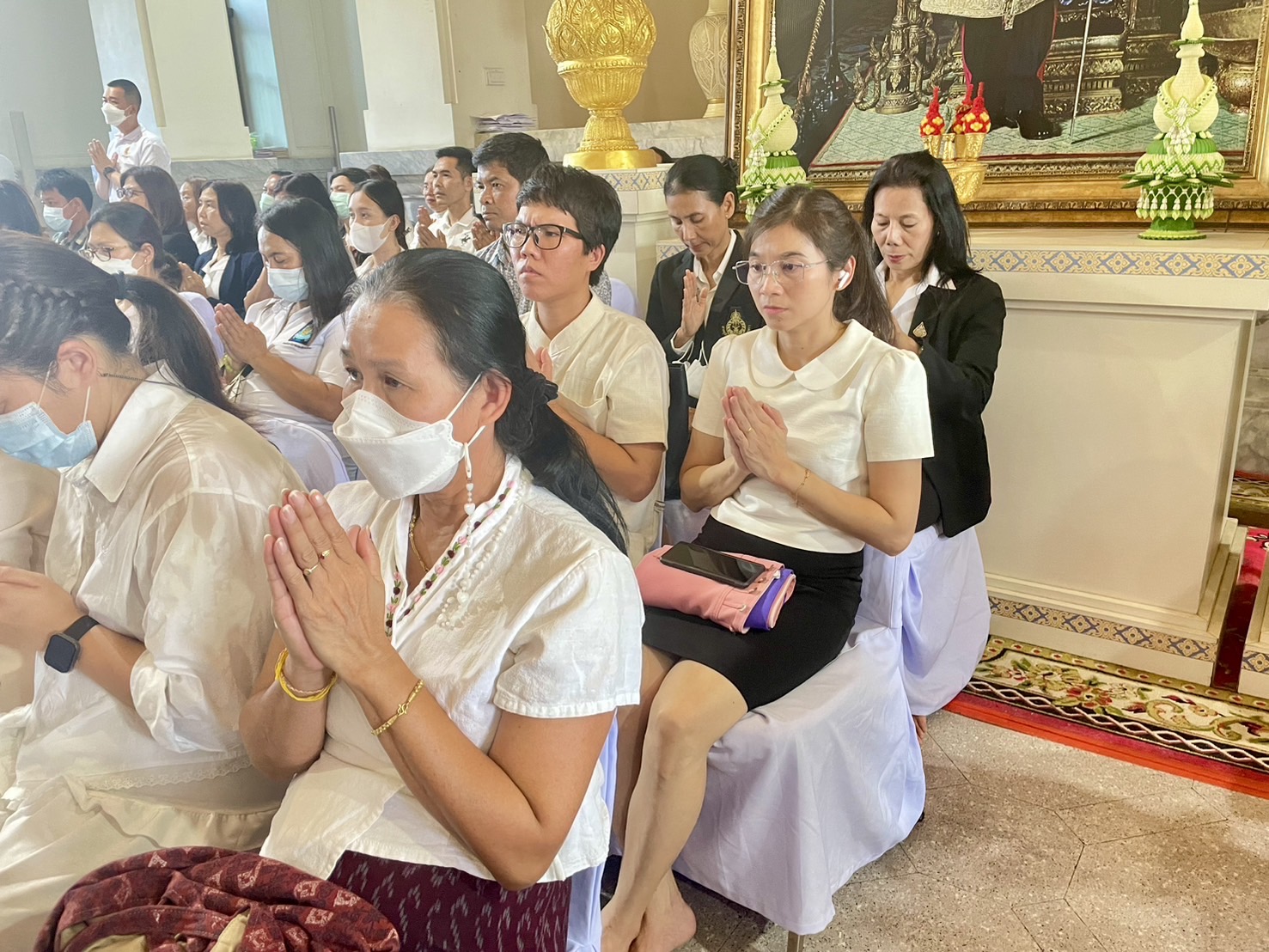 พช. ฉะเชิงเทรา ร่วมพิธีเจริญพระพุทธมนต์ เจริญจิตภาวนา เฉลิมพระเกียรติถวายพระพรชัยมงคลแด่ พระบาทสมเด็จพระเจ้าอยู่หัว และพระบรมวงศานุวงศ์ทุกพระองค์ เนื่องในโอกาสวันมหามงคลเฉลิมพระชนมพรรษา 6 รอบ 28 กรกฎาคม 2567