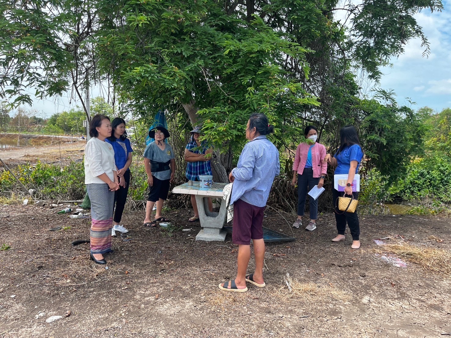 “พช.ฉะเชิงเทรา ลงพื้นที่ติดตามการดำเนินงานกองทุนพัฒนาบทบาทสตรี ”