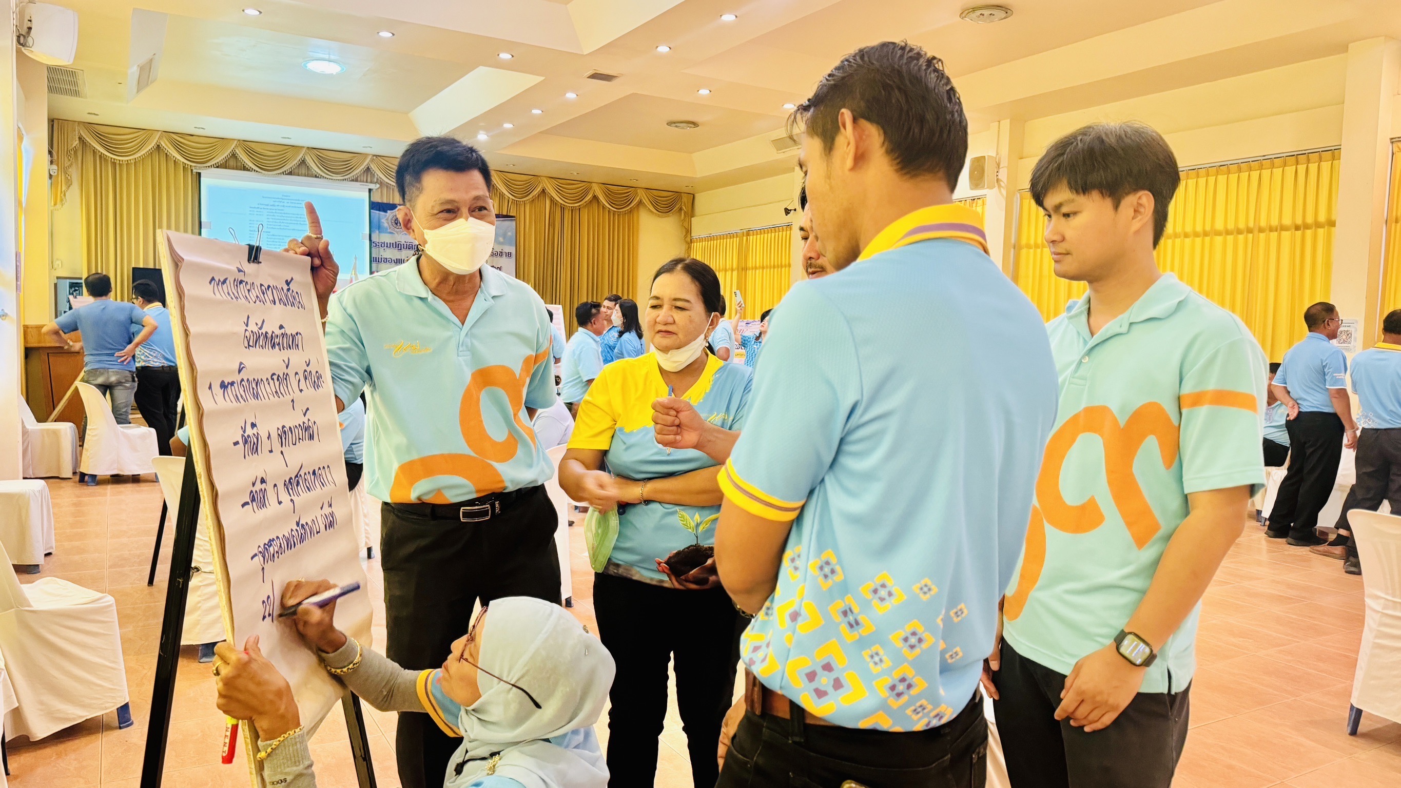 พช. ฉะเชิงเทรา ร่วมโครงการประชุมปฏิบัติการเพื่อพัฒนาเครือข่ายกองทุนแม่ของแผ่นดิน ภาค 2 ประจำปี 2567 (วันที่ 2)