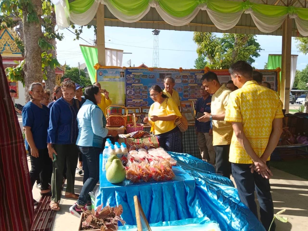 💥คณะกรรมการคัดสรรกิจกรรมพัฒนาชุมชนดีเด่น จังหวัดฉะเชิงเทรา ลงพื้นที่ตรวจเยี่ยมเพื่อคัดสรรกิจกรรมฯในระดับพื้นที่