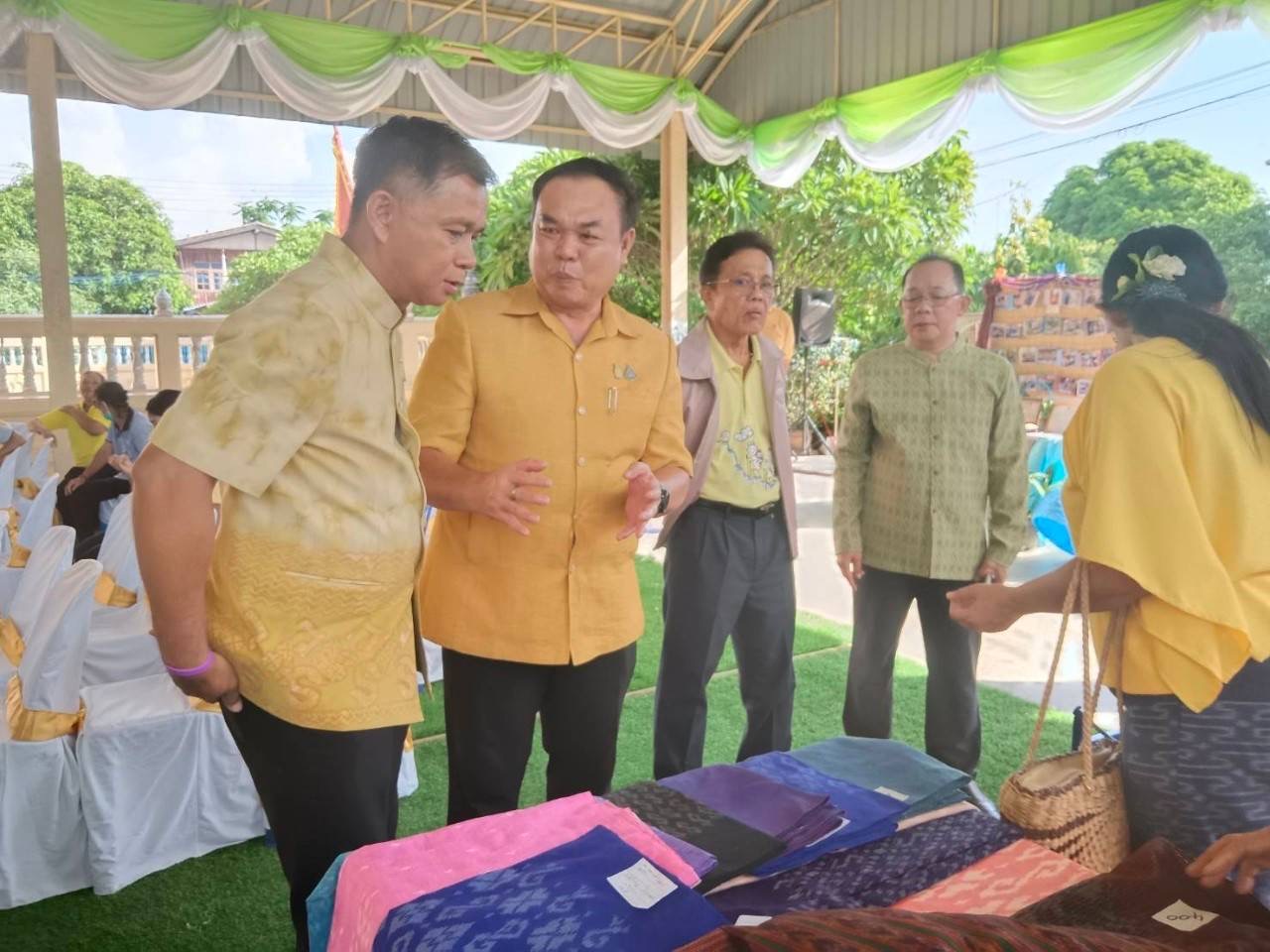 💥คณะกรรมการคัดสรรกิจกรรมพัฒนาชุมชนดีเด่น จังหวัดฉะเชิงเทรา ลงพื้นที่ตรวจเยี่ยมเพื่อคัดสรรกิจกรรมฯในระดับพื้นที่