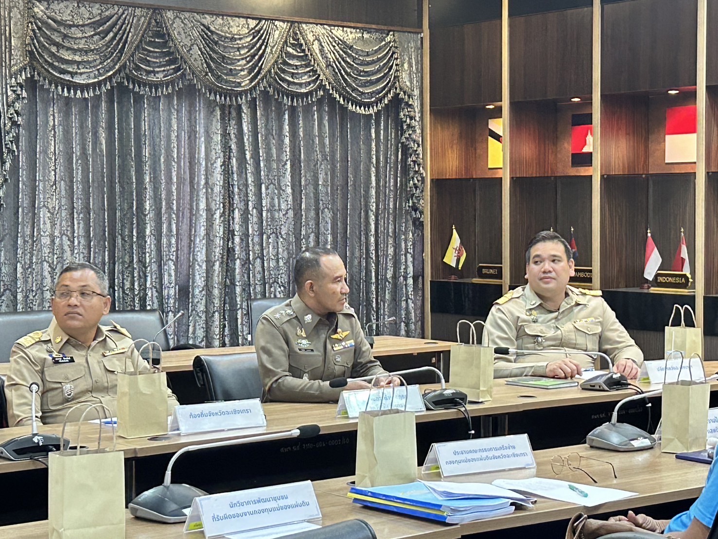 พช. ฉะเชิงเทรา ประชุมคณะทำงานติดตามและประกวดกองทุนแม่ของแผ่นดินดีเด่นระดับจังหวัด ประจำปีงบประมาณ พ.ศ. 2567 ครั้งที่ 2/2567