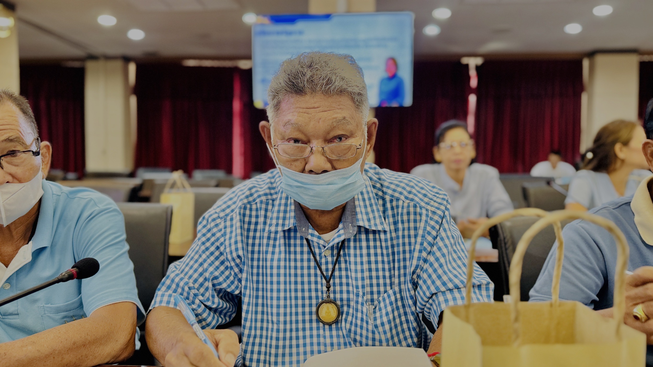 พช. แปดริ้ว จับมือ 2 ผู้เชี่ยวชาญกองทุนแม่ฯ ติดอาวุธทางปัญญา เตรียมพัฒนาสมาชิกเครือข่ายฯ เข้มแข็งในปี 2568