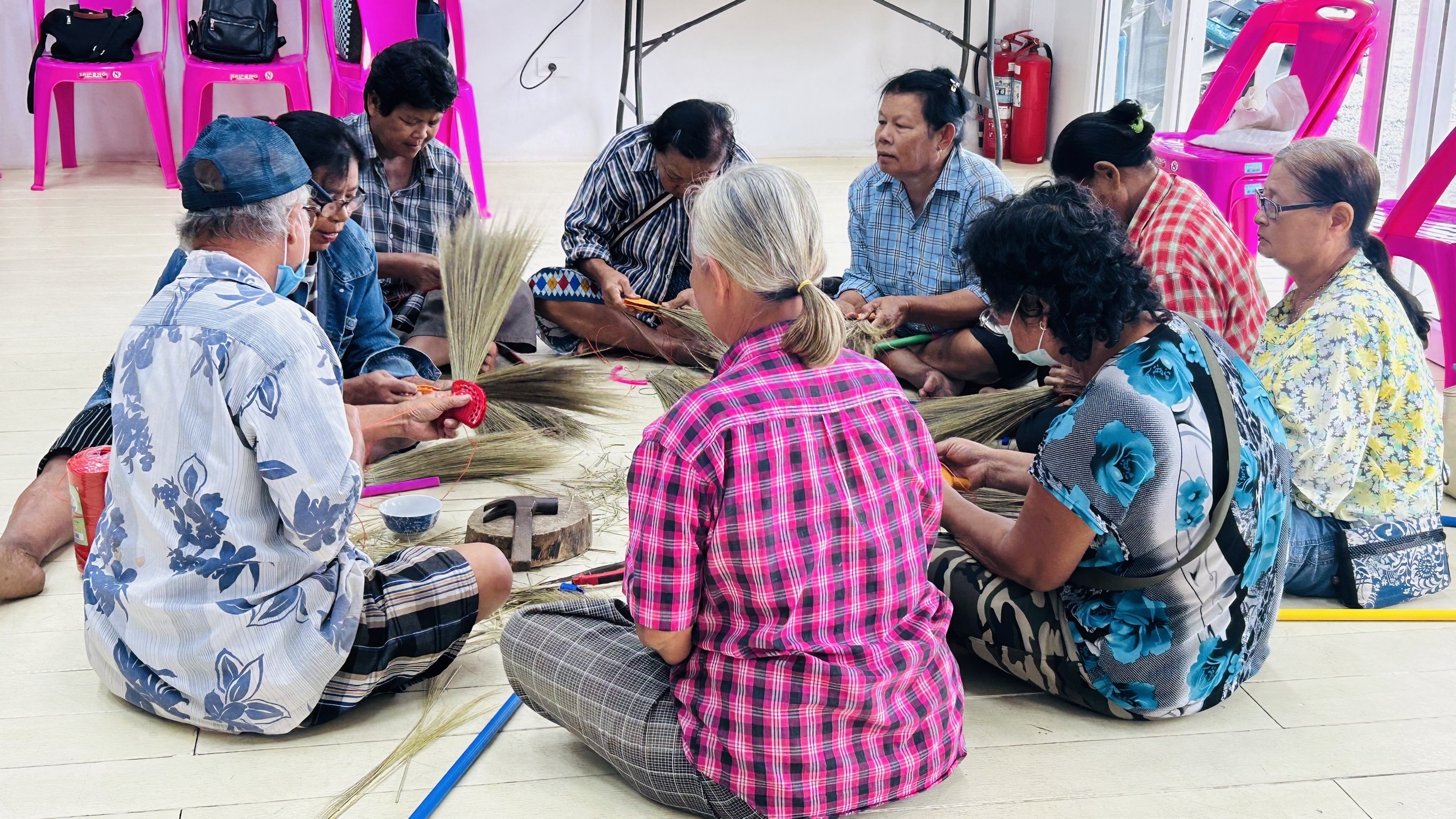 พช.ฉะเชิงเทรา ร่วมลงพื้นที่ติดตามและประเมินผลโครงการที่ได้รับการสนับสนุนเงินจากกองทุนส่งเสริมการจัดสวัสดิการสังคม ประจำปี ๒๕๖๗